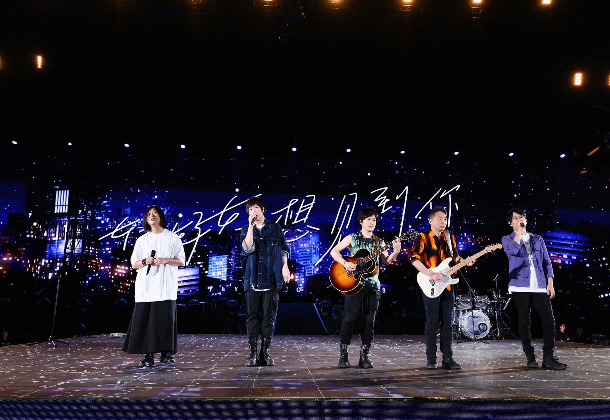 《路透》揭露，中國施壓五月天於台灣大選前發表親中言論。（翻攝五月天臉書）