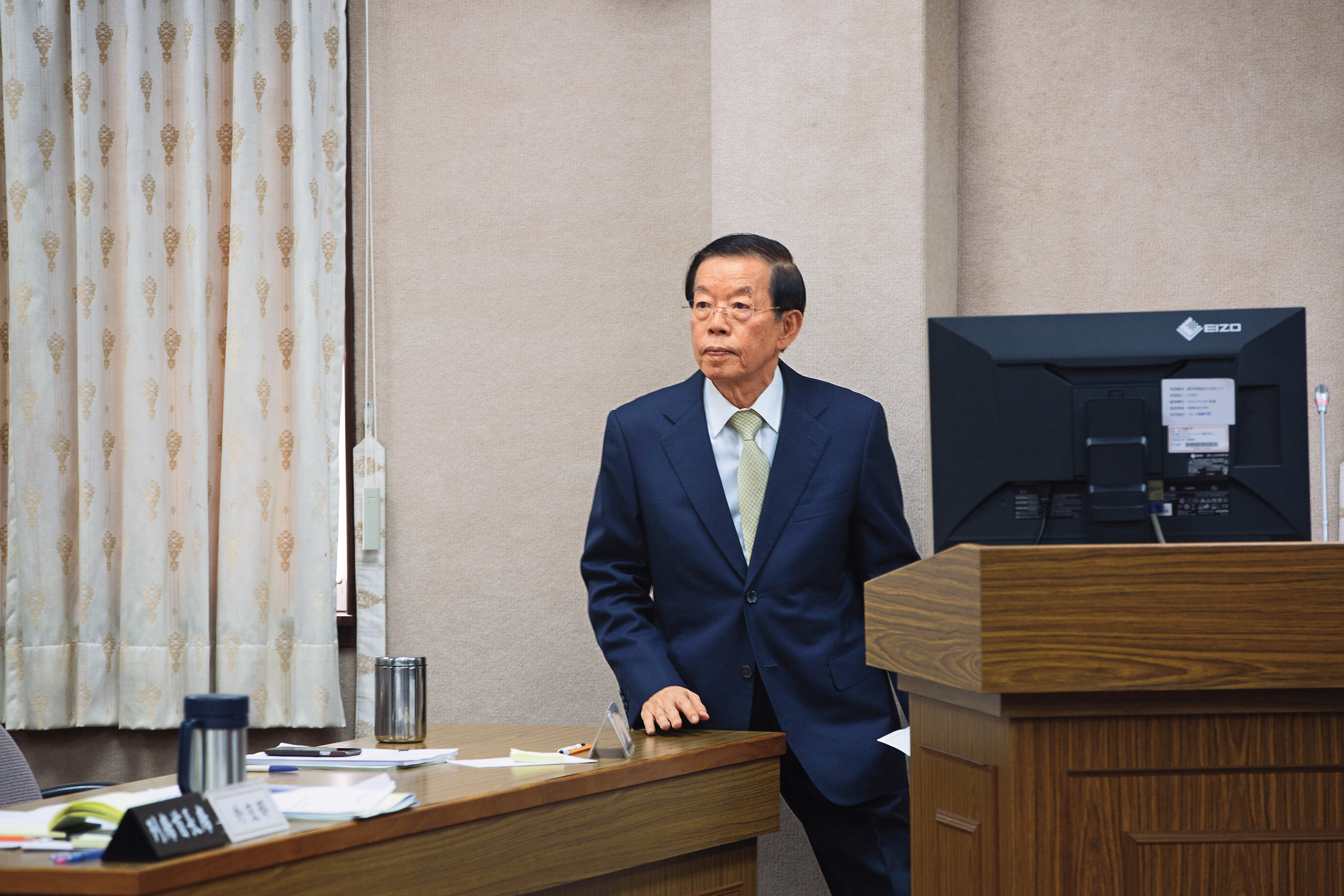 現任總統府資政謝長廷政治資歷深厚,過去曾任我國駐日代表、高雄市長、立委,也曾擔任民進黨主席。