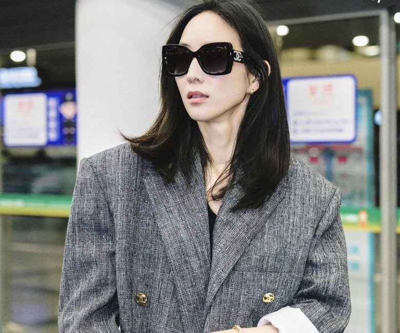 張鈞甯三月底才到巴黎工作，幾乎成空中飛人。