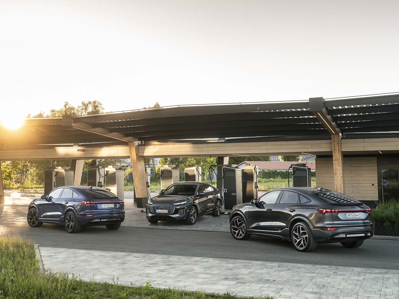 新車上市/斜背豪華純電轎跑 AUDI Q6 Sportback e-tron開賣