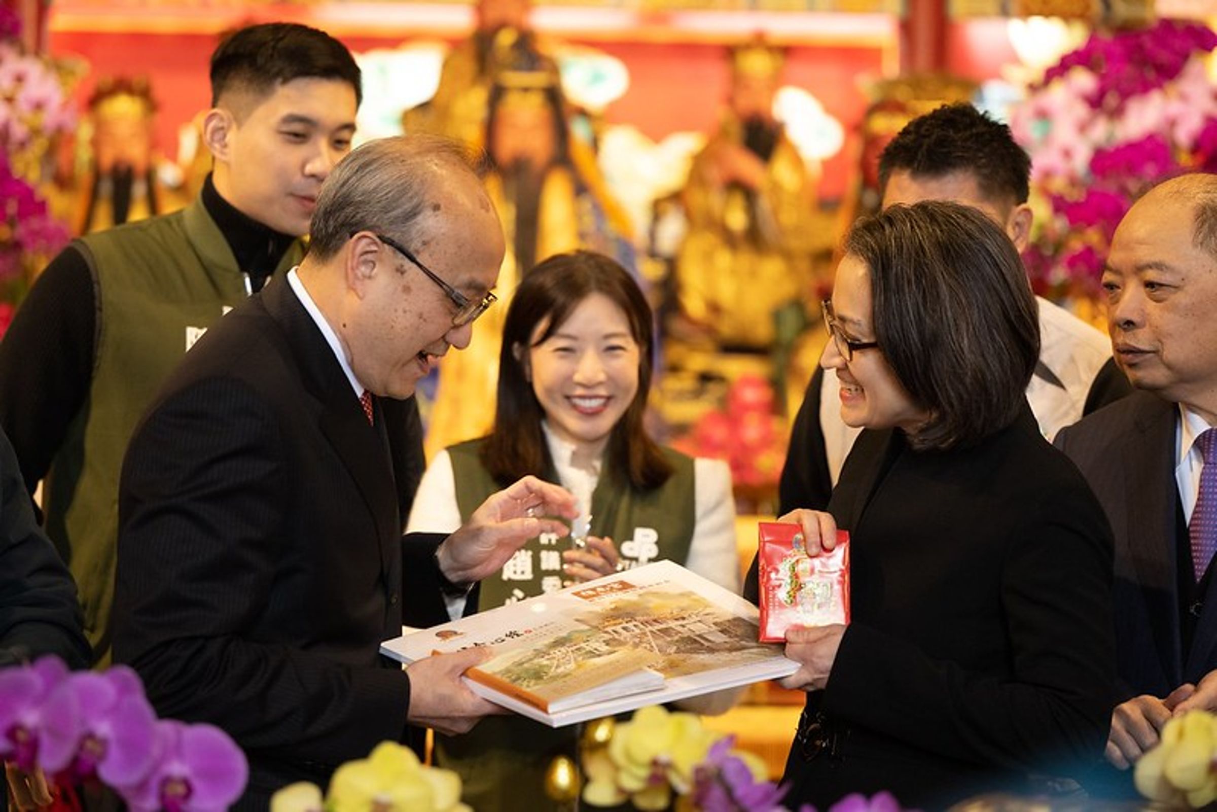 蕭美琴希望指南宮所代表的正能量能夠遍及全台。(總統府提供)