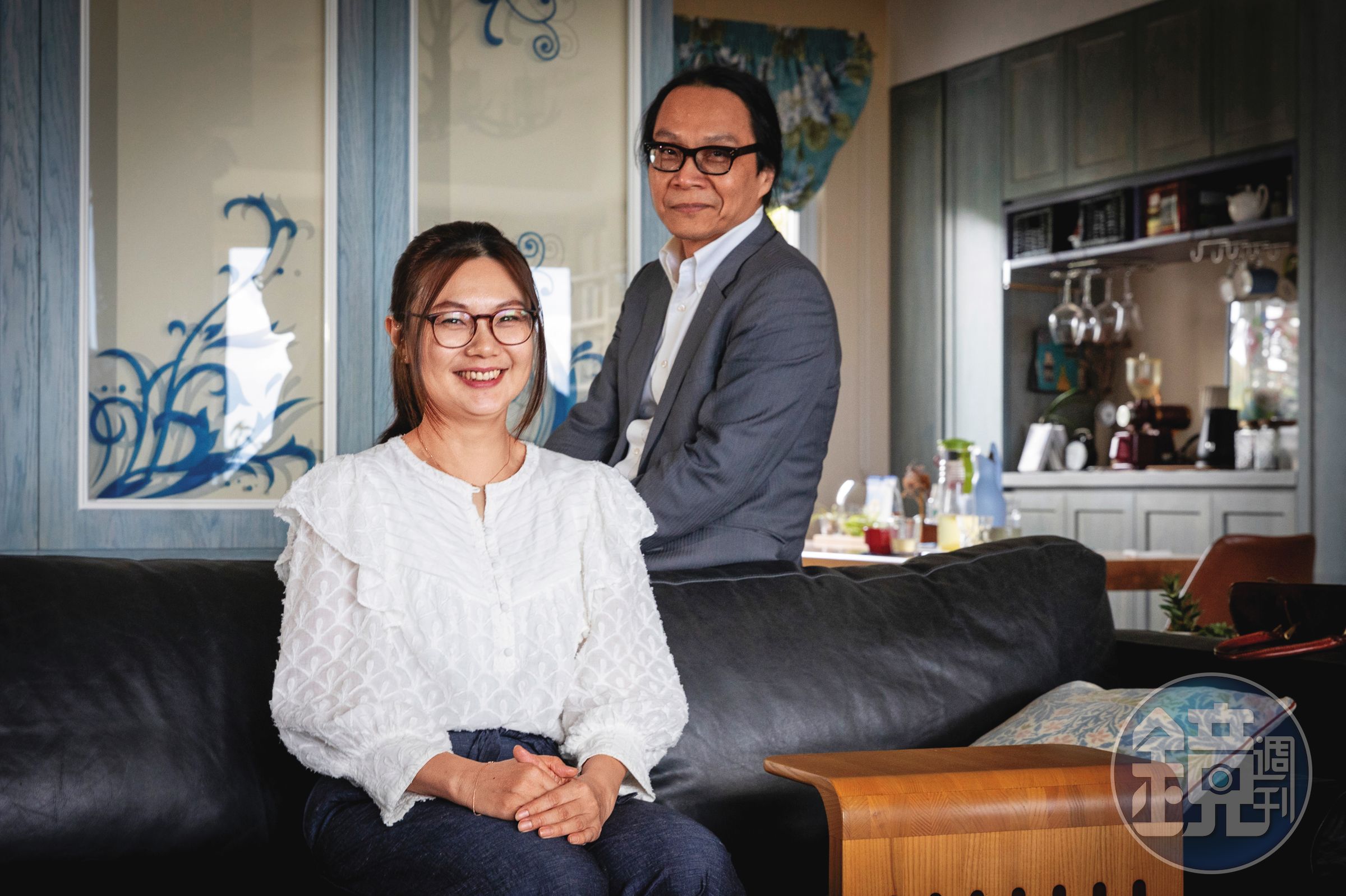 葉浩的妻子顏詩麗(左)曾任職於促轉會,2人長期關注轉型正義在台灣發展的真正挑戰。