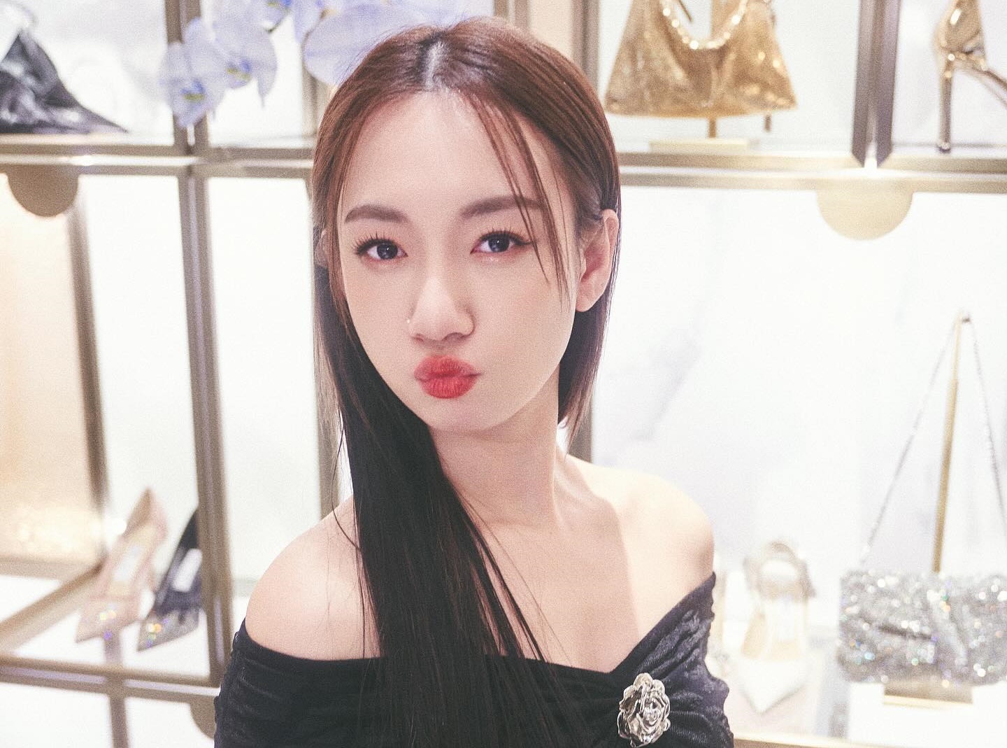 吳卓源拍攝電影時，與有女友的合作男星在公園親熱，捲入「小三」風波。（翻攝自吳卓源臉書）