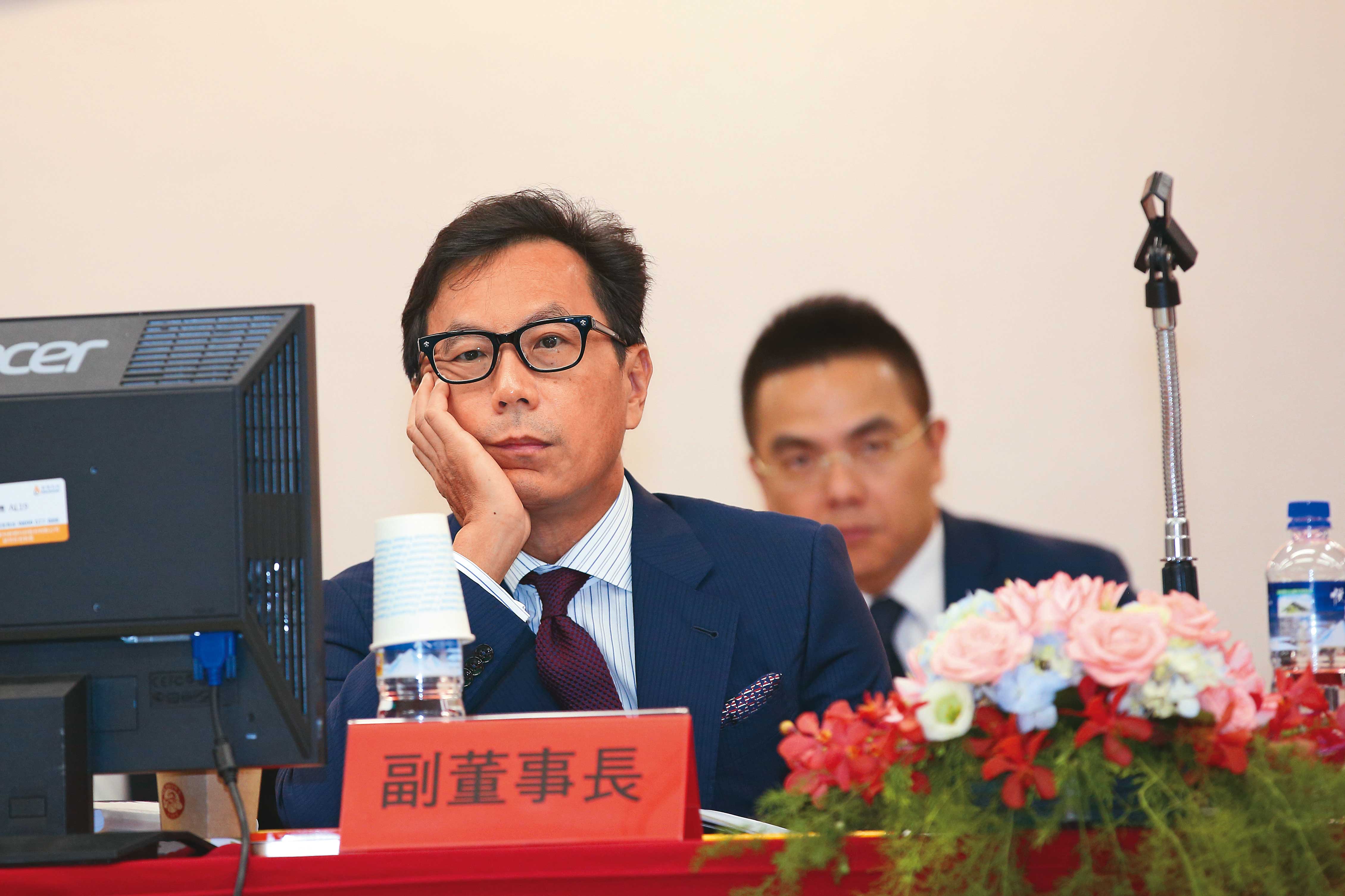 富邦集團董事長蔡明忠籌組聯軍出師不利，但未放棄寬頻網路大計。