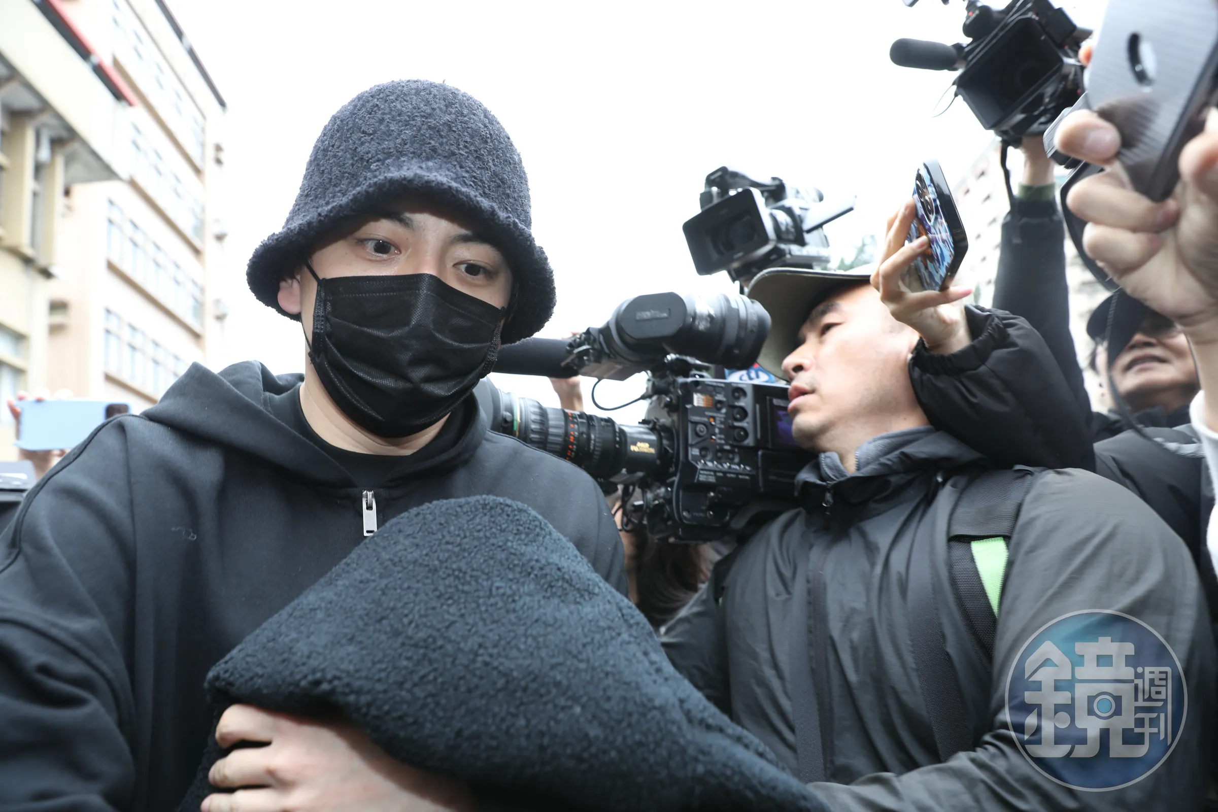 王大陸涉嫌教唆傷害罪，法院裁定以500萬元交保。