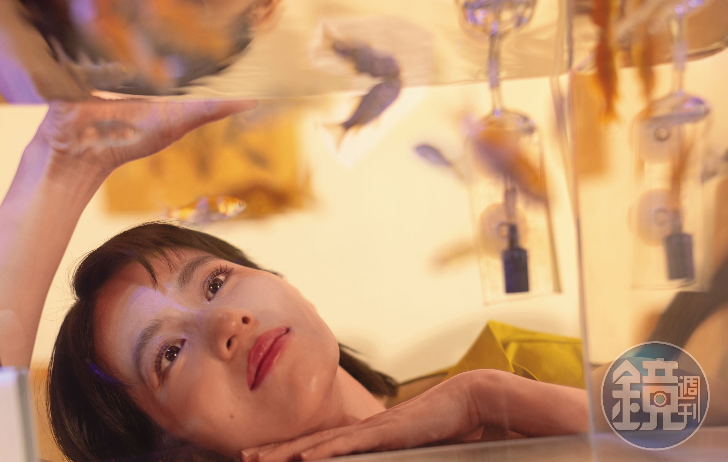 已經習慣了連俞涵在各種台灣近代史題材中出現，終於看到她在時裝劇登場，演個現代人。