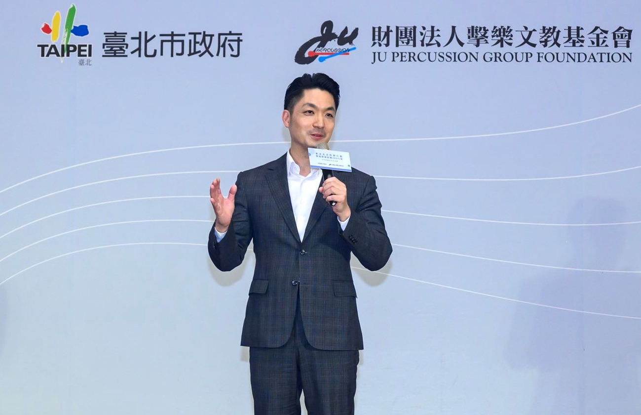 蔣萬安今出席記者會被問到TPASS預算問題，他點名批卓榮泰「一意孤行」。（台北市政府提供）