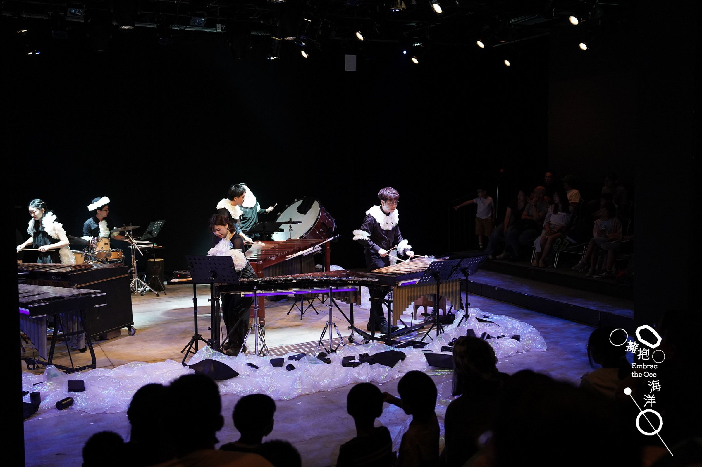 八月初「擁抱海洋」的演出結合「海洋特使」的角色,讓孩子從音樂體驗建立海洋保護的觀念。(台北打擊樂團提供)