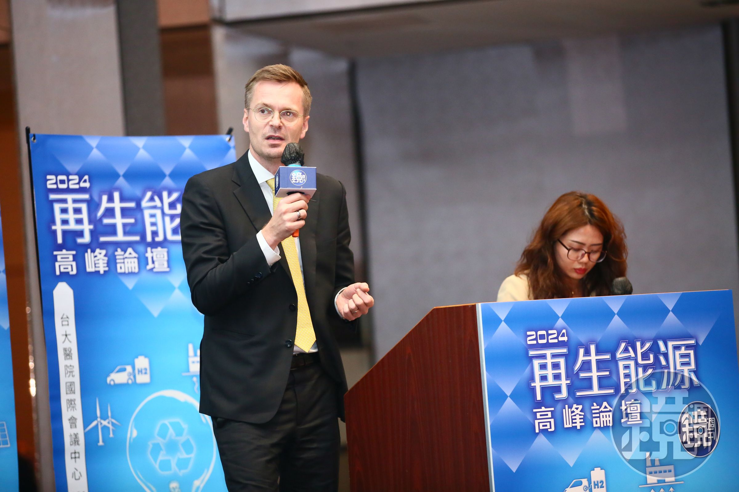 CIP建議政府能協助業者向企業說明綠電價格提升原因，並建立更完善、透明機制協助企業理解並願意購買綠電，為開發商與企業雙方能創造共贏局面。