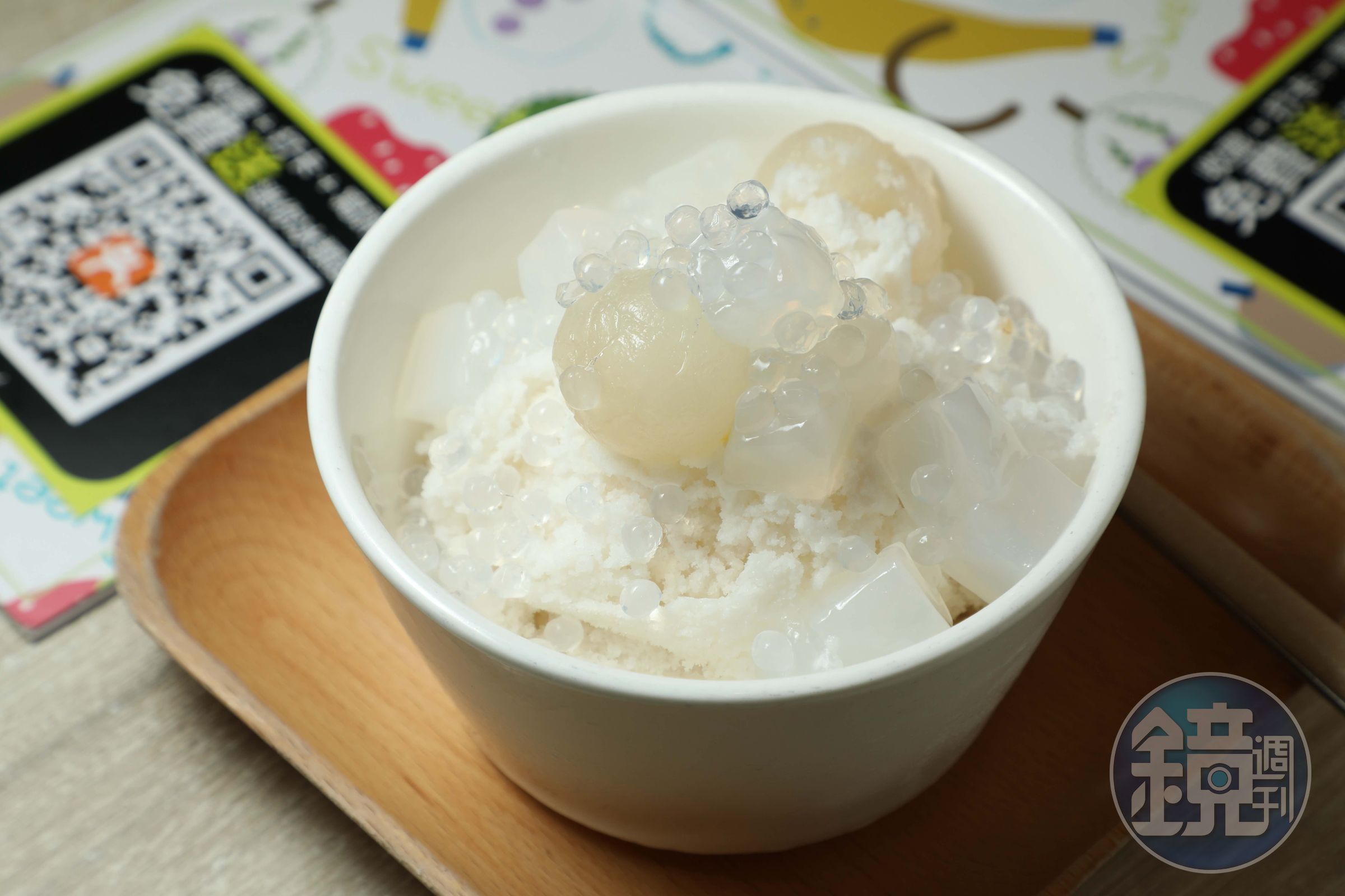 開在灣仔修頓球場附近的「聰。C Dessert」是不少香港明星的愛店，招牌「龍眼冰」更是賭王千金何超蓮的心頭好。
