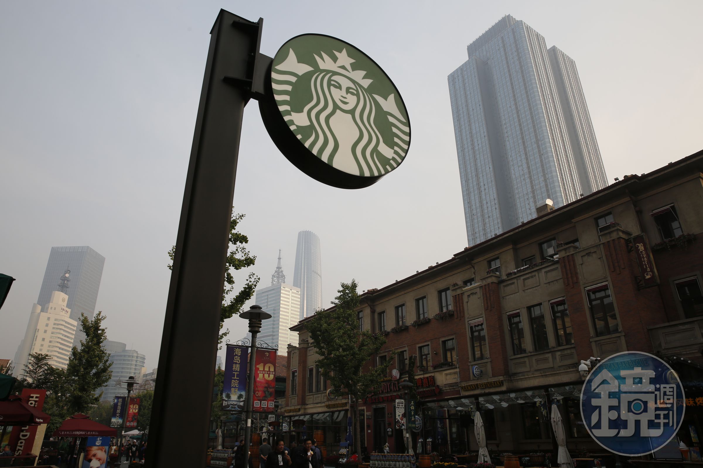 衛福部食藥署今(17日)公布邊境查驗商品不合格清單,其中星巴克(STARBUCKS)肉桂粉,被檢驗出致癌農藥環氧乙烷。(本刊資料照)
