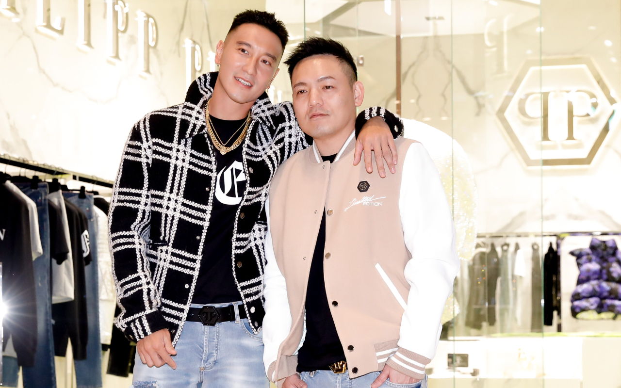 王陽明（左）與春風（右）現身PHILIPP PLEIN微風南山旗艦店開幕。