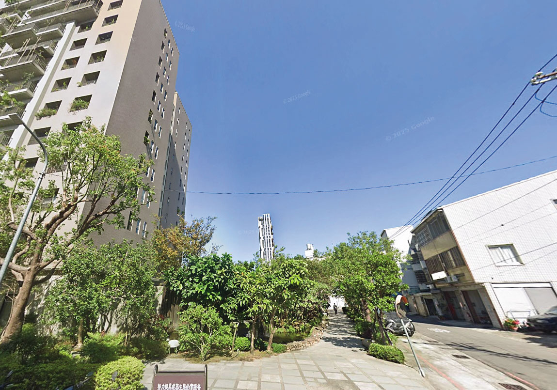 李女3樓透天厝雖為中古屋，不過位處水湳經貿園區旁邊，屋價水漲船高。（翻攝Google Maps）