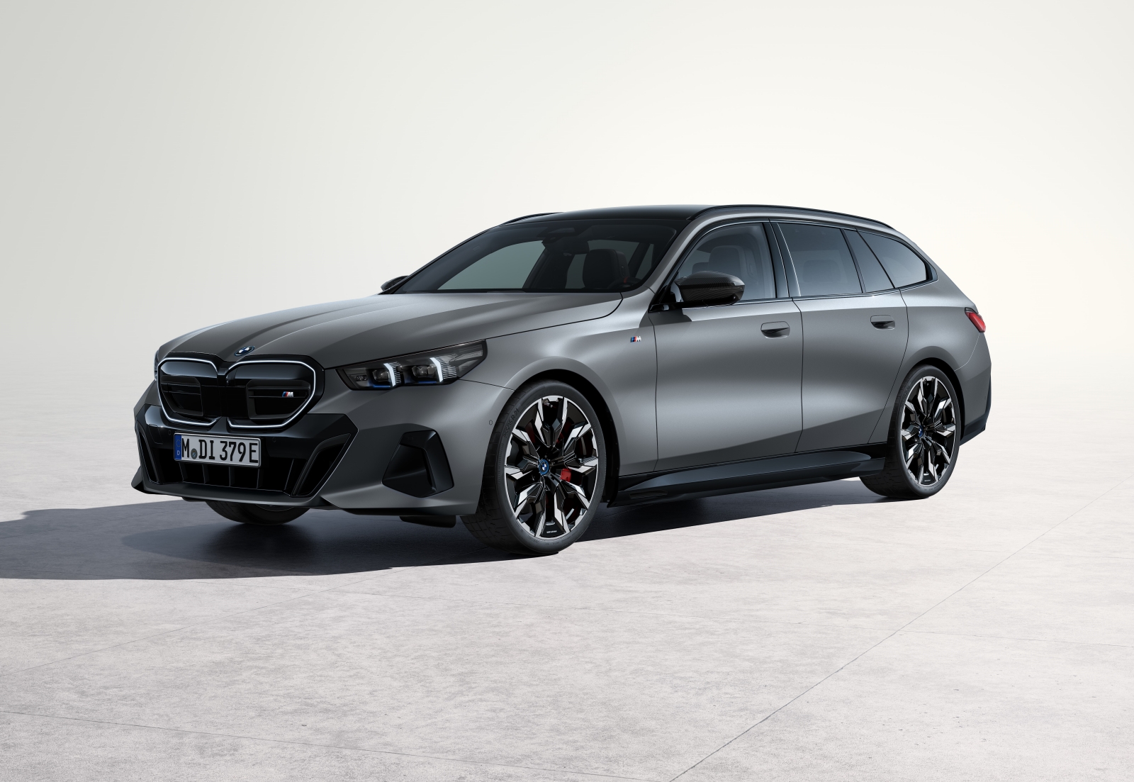 【預售開跑】專屬於未來的旅行！BMW i5 Touring開啟純電新體驗