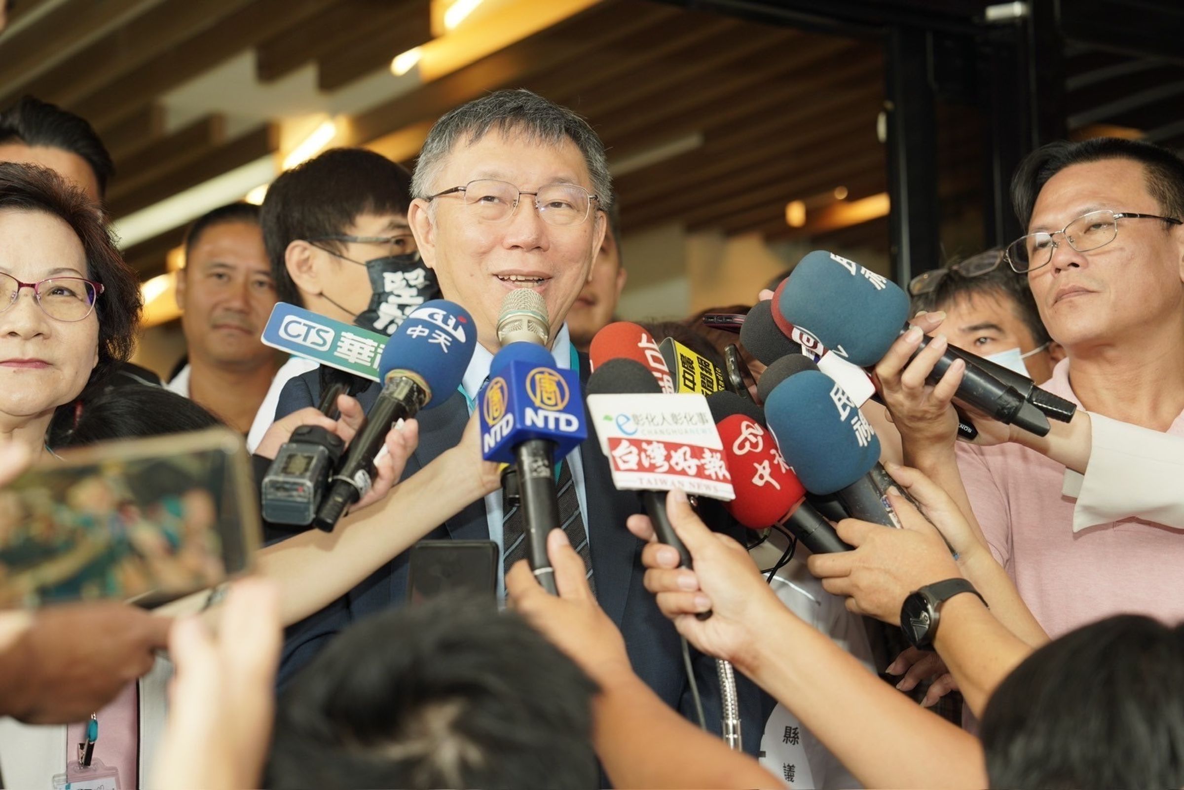 對於侯友宜喊話「不能只想到自己」，柯文哲（圖）直言國民黨提出不公平方法，也明知自己不會同意，再來指責「是你的問題」，相當不公平。（柯文哲團隊提供）