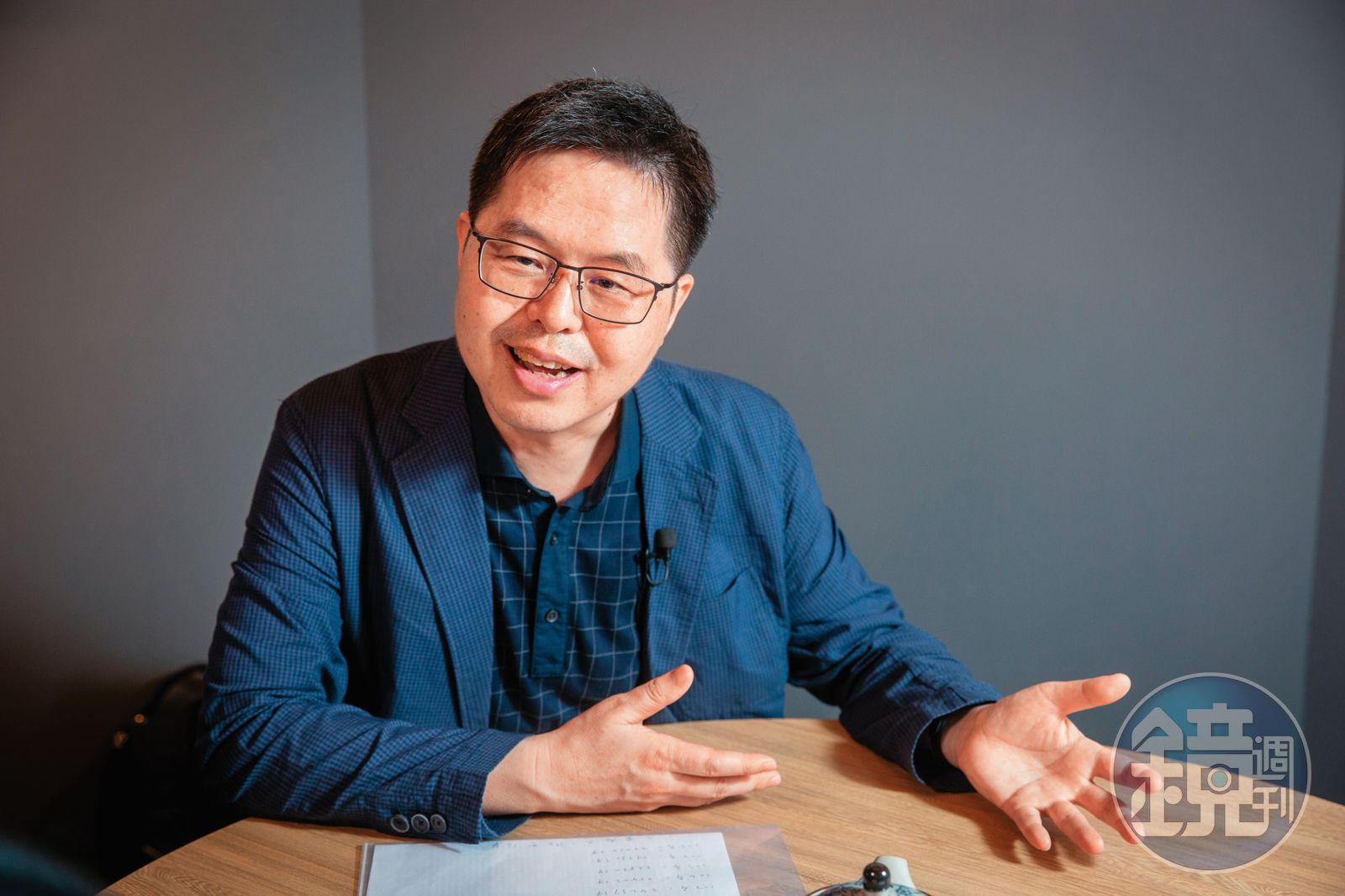 淡江大學風險管理與保險學系副教授郝充仁指出，家人陷入長照可能改變整個家庭命運