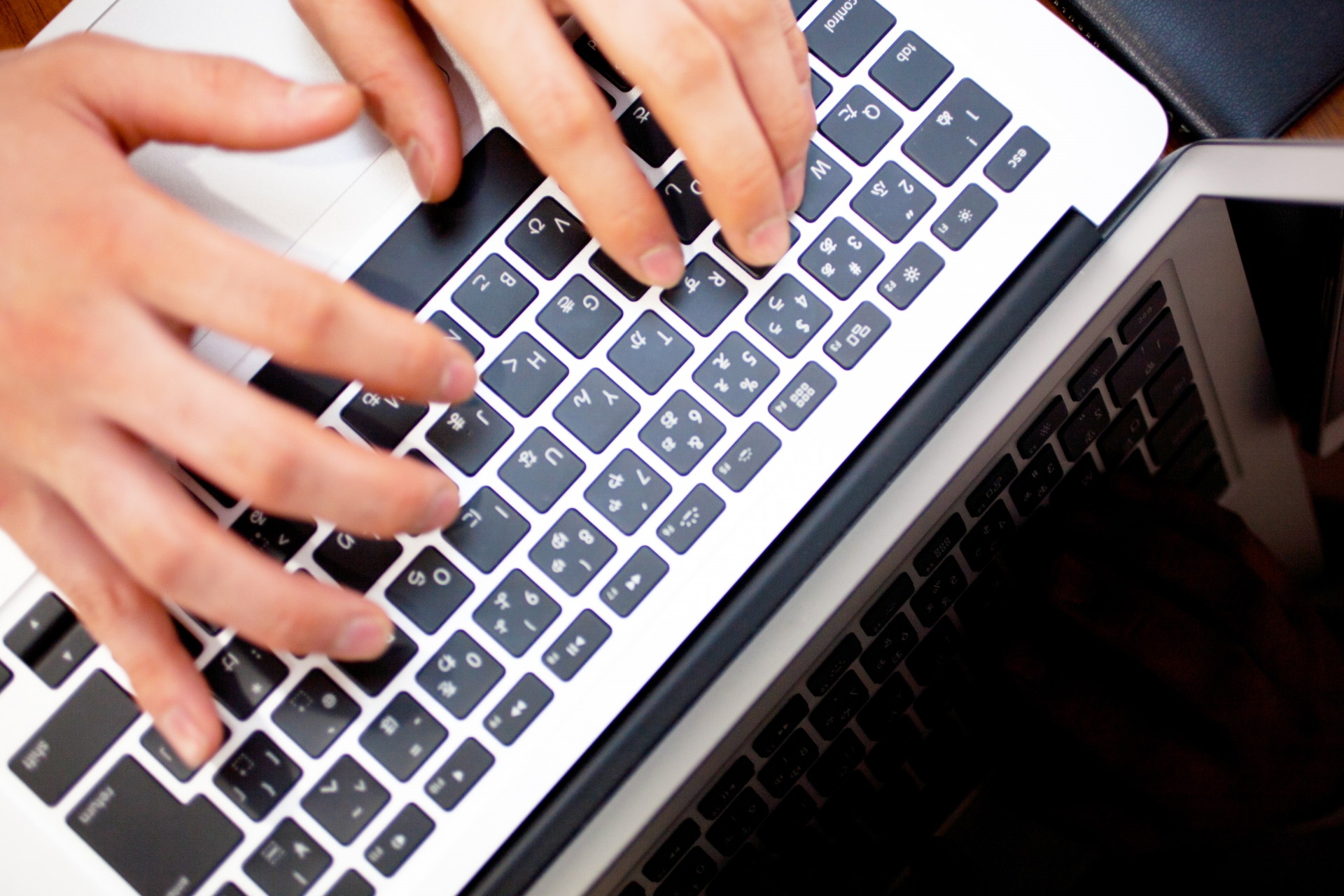 中國人好奇詢問「台灣禁言敏感詞」，卻遭台灣網友幽默回應。（示意圖，photoAC）