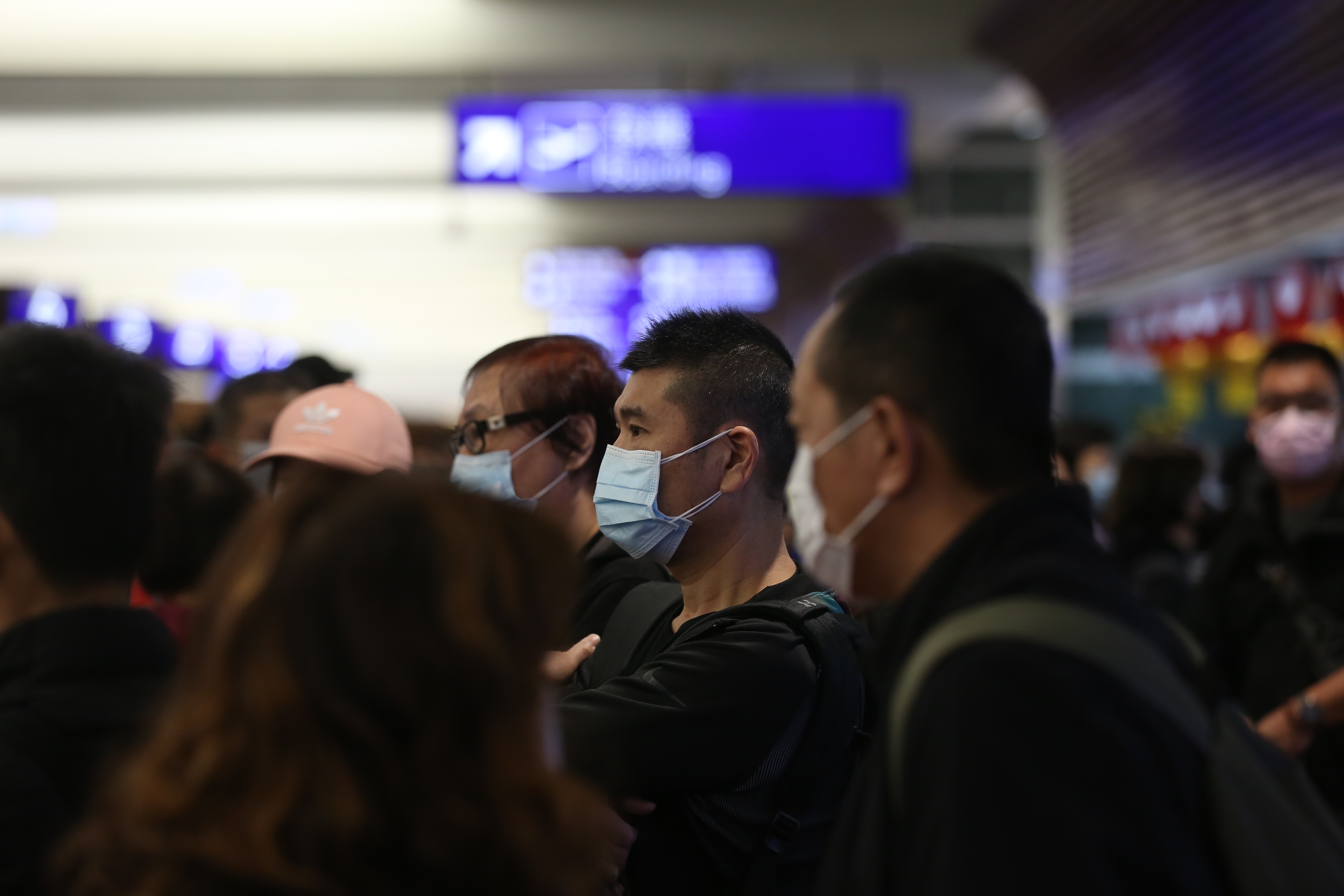 有不少人都趁著清明連假出國旅遊，桃園機場今天湧入滿滿人潮。（示意圖，本刊資料照）