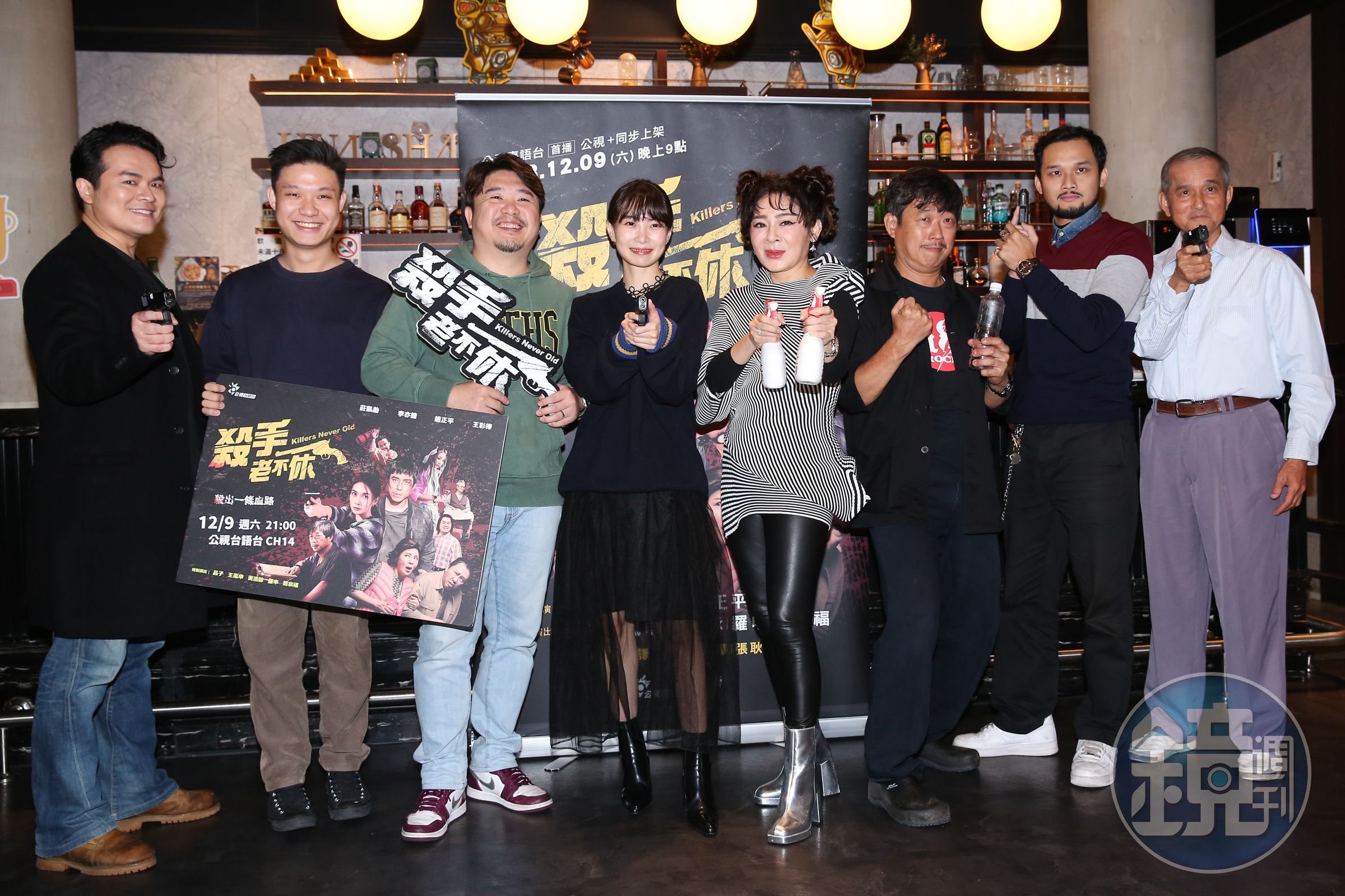 《殺手老不休》今天舉行首映。