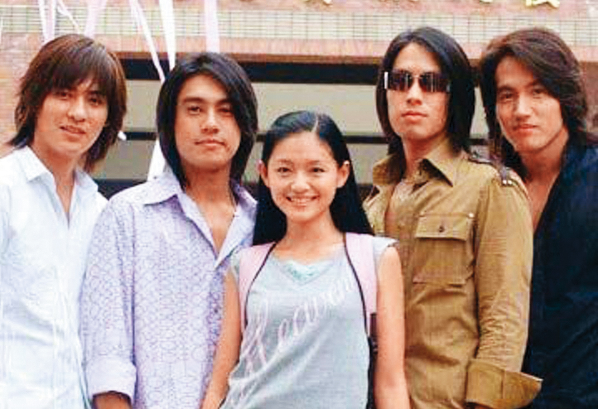 大S（左三）的巨星生涯從《流星花園》開始，她與當時還是素人的周渝民（左起）、朱孝天、吳建豪、言承旭開創偶像劇經典，紅遍東亞。