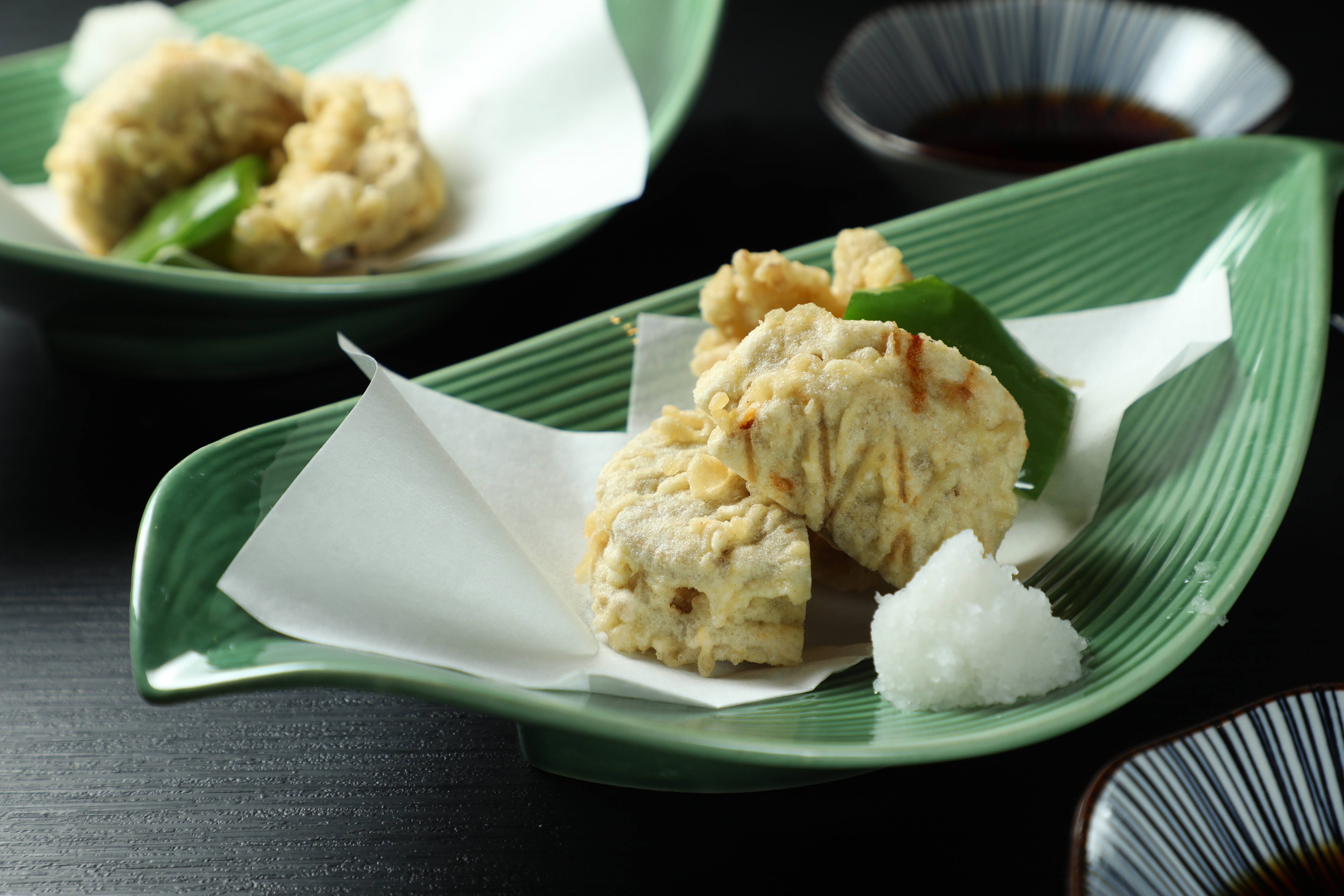 「揚物」是蓮藕、鮮蝦鯛魚漿的天婦羅。（1,680元套餐菜色）