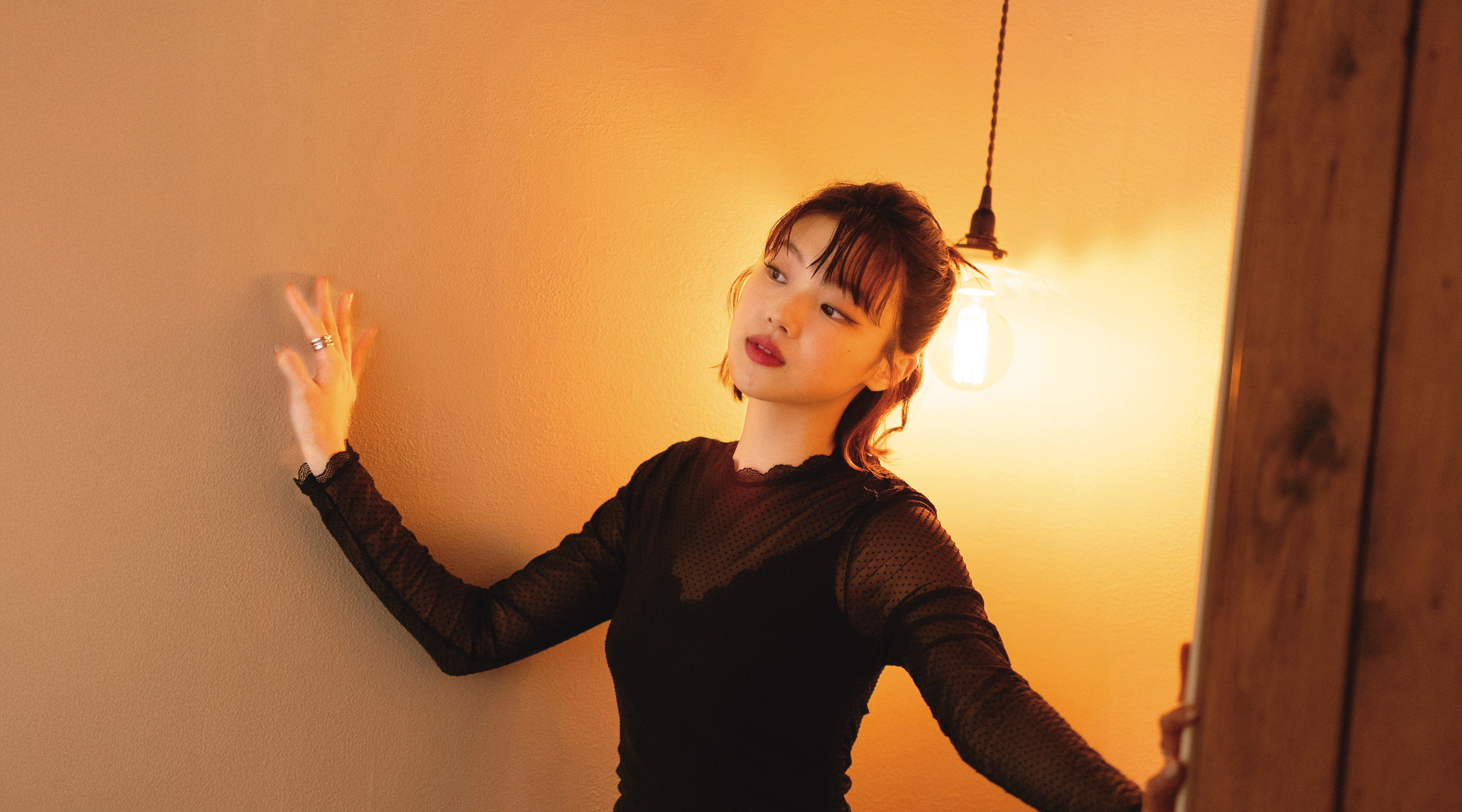 今年的金穗獎最佳演員頒給了林宴慈，她把獎座放在床頭，每天都會看著獎座，感受被鼓勵的力量。