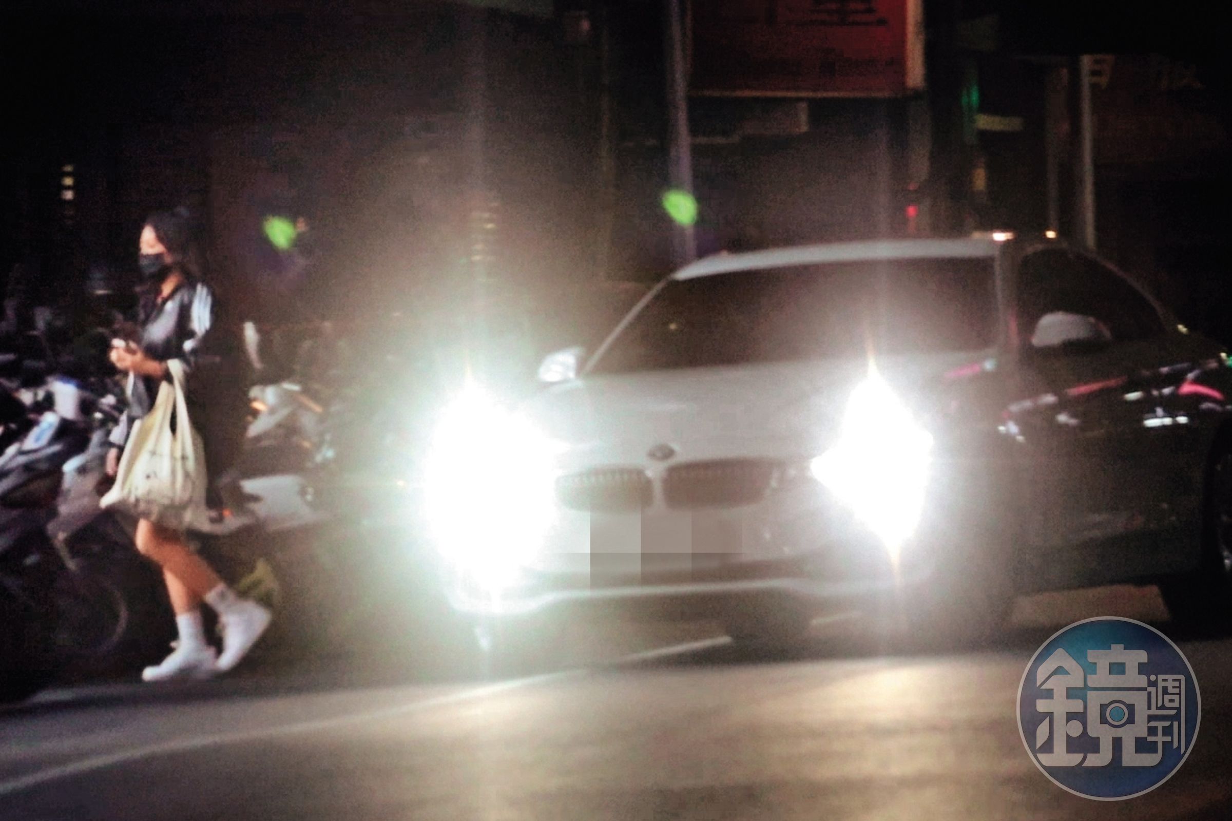 21:21,江大成將熊霓載至租屋處附近,放她下車,並沒跟著上樓。