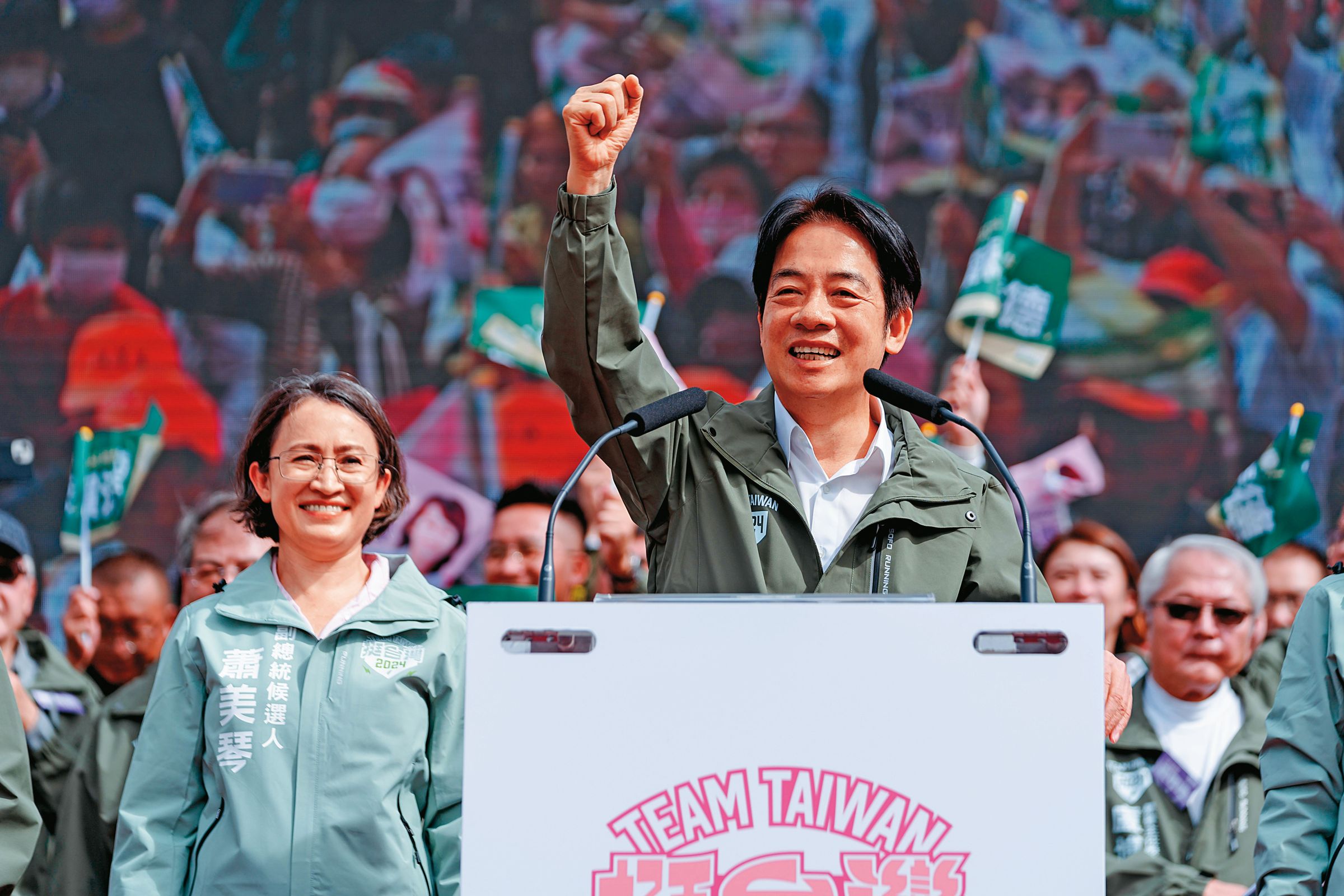 賴蕭配登場,競選團隊依2人特性規劃不同輔選行程分進合擊。(賴清德團隊提供)