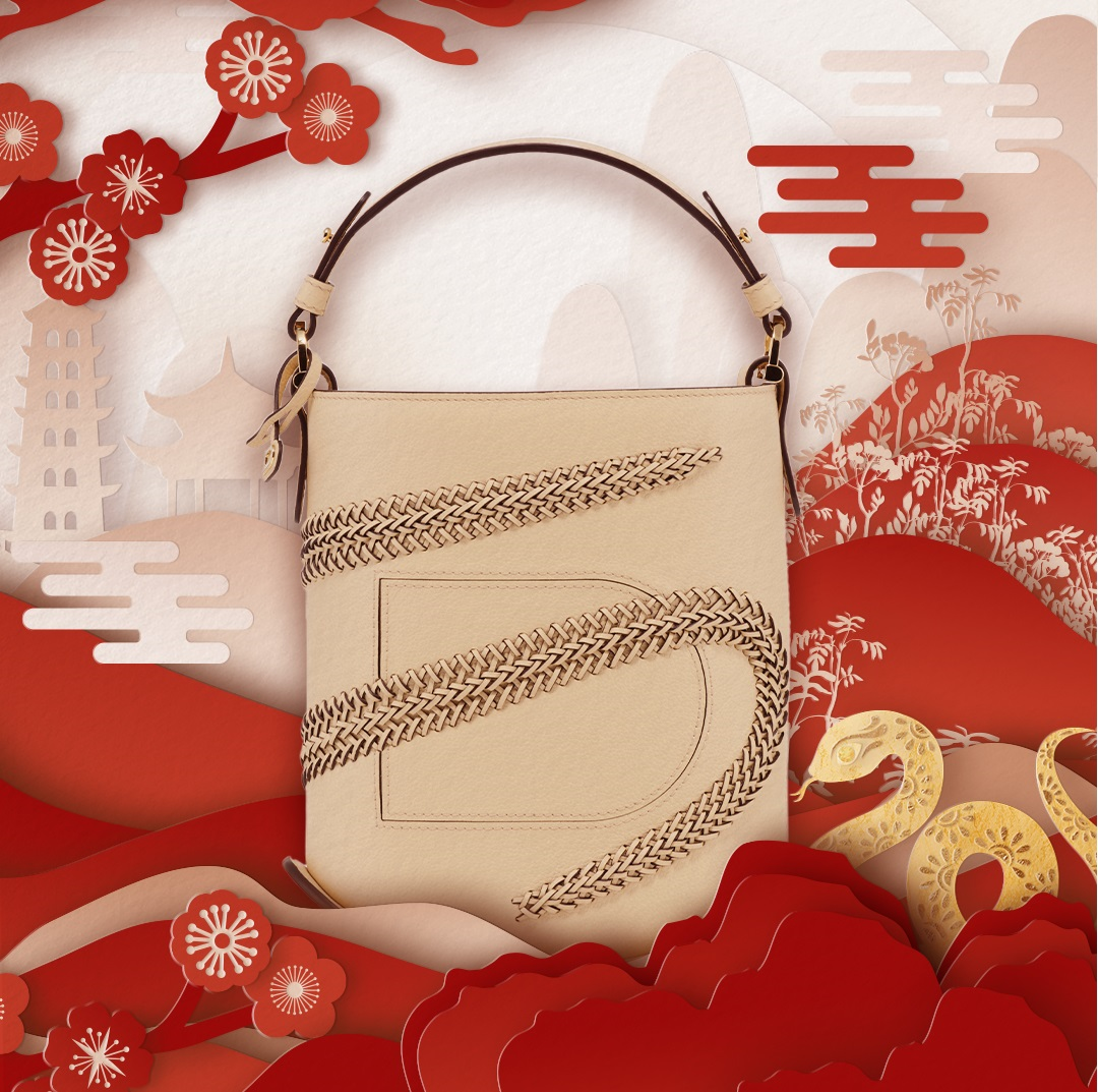 沙丘色Pin Mini Bucket。NT$127,500（美之心提供）