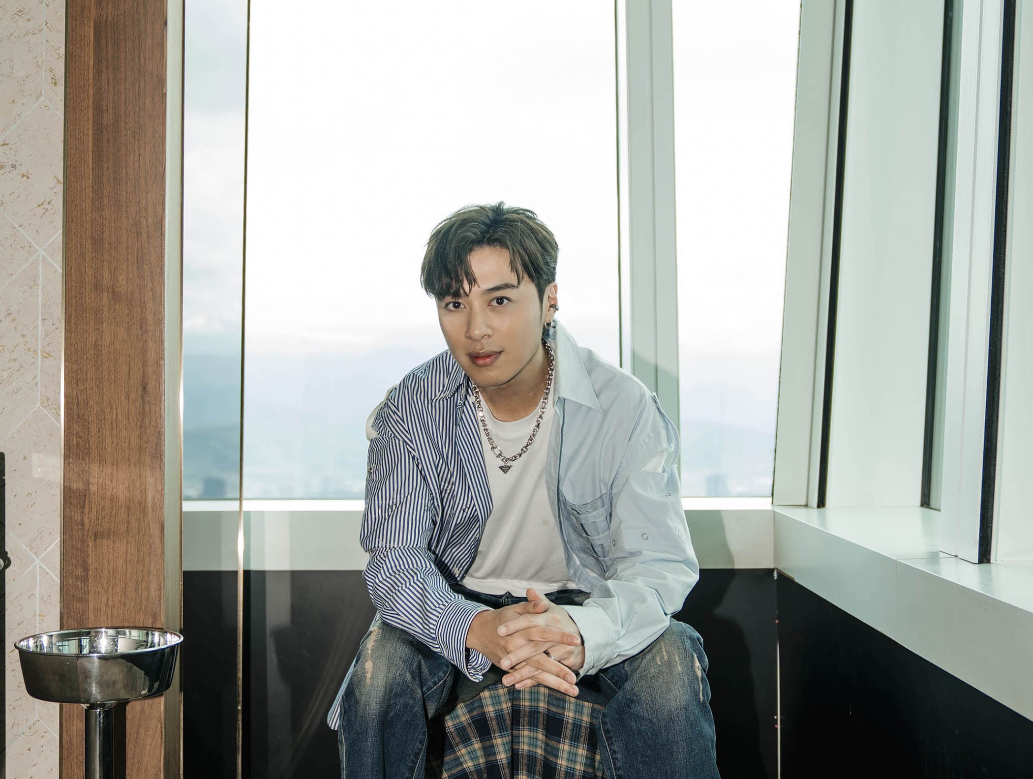 香港歌手AP潘宇謙今為第三張專輯《距。離》造勢。（認可音樂提供）