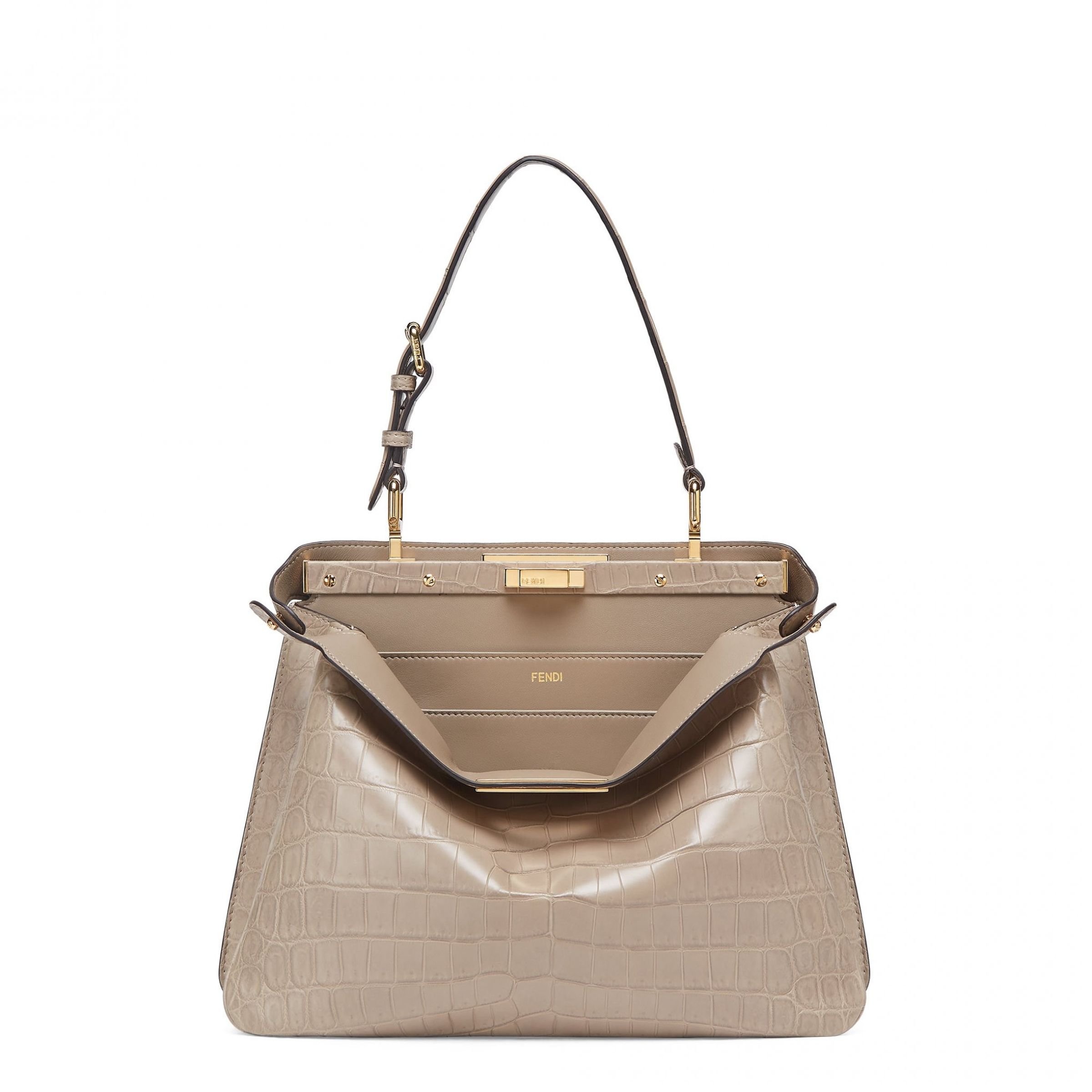 FENDI Diamond Towers獨家限定包款。珍稀鱷魚皮革Peekaboo Soft(中) NT$1,320,000(FENDI提供)