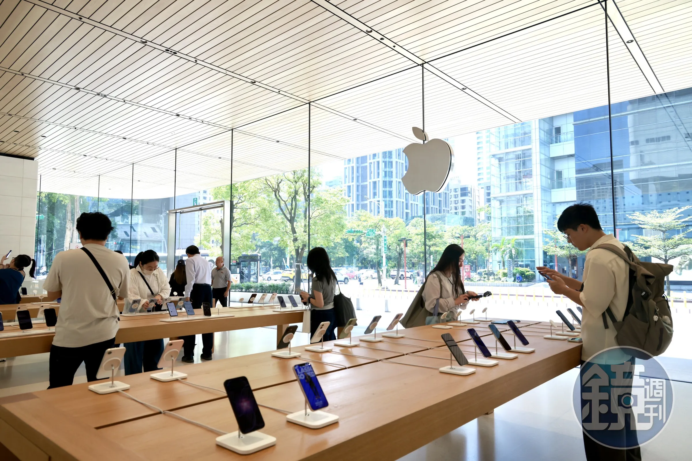 買單不買雙發威?iPhone 18 Pro上市4天爆「死機災情」Face ID狂失敗 檢查Panic Full這招快看