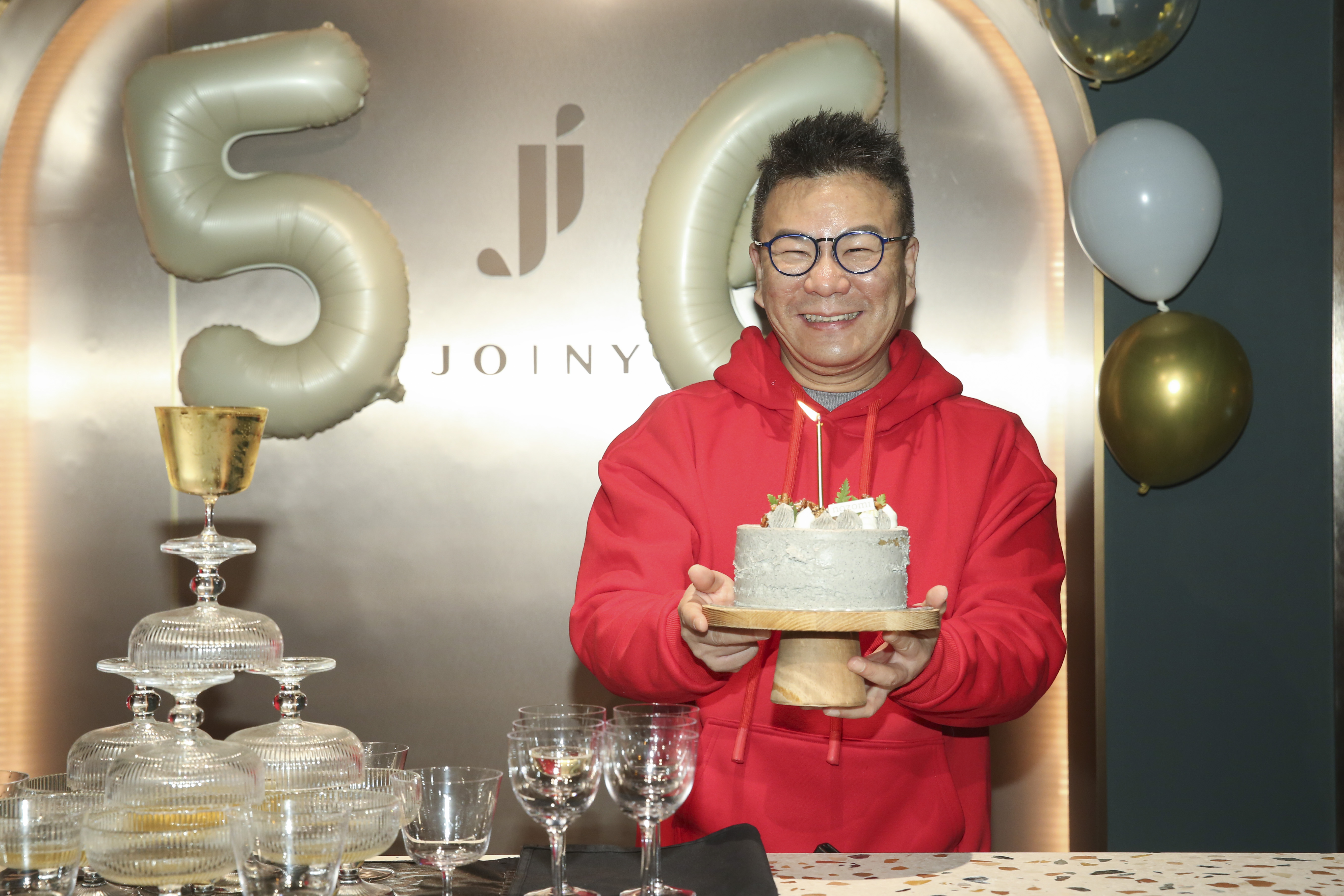 沈玉琳今歡慶56歲生日。