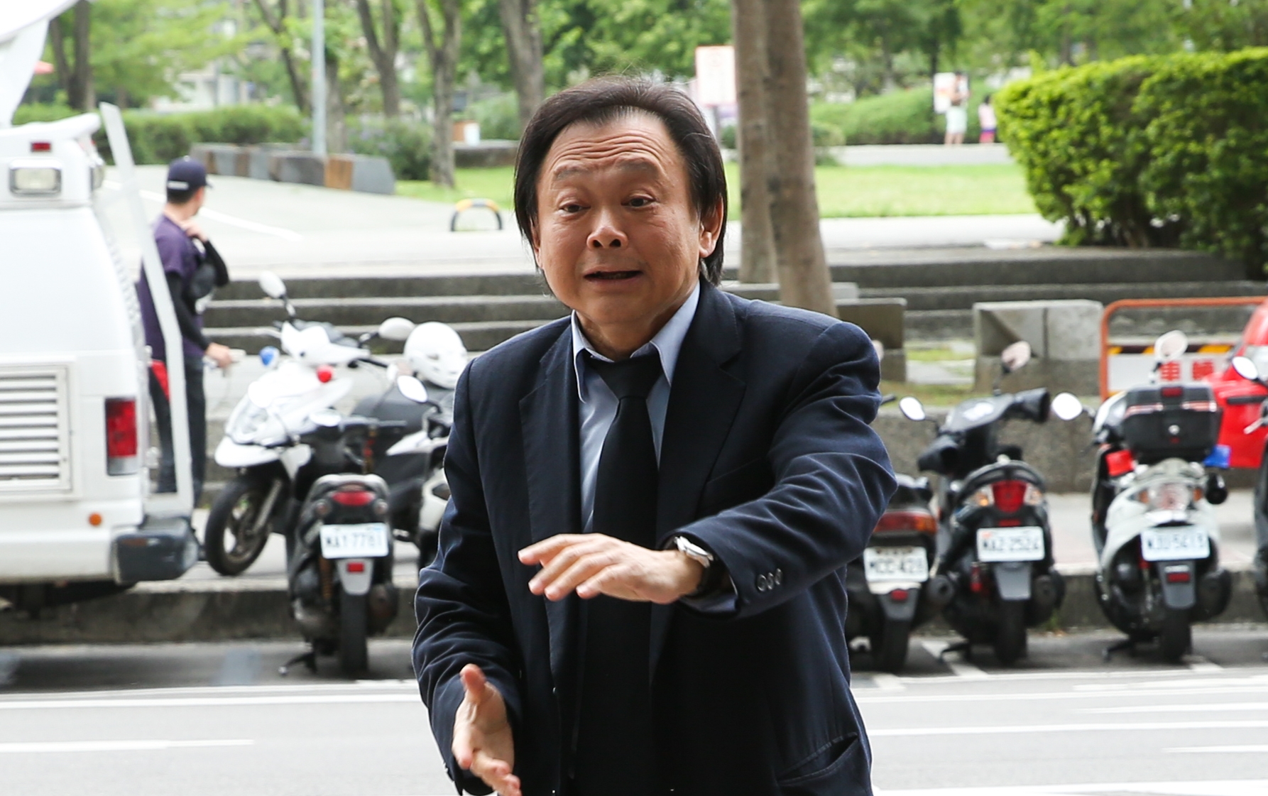 王世堅在質詢上的「金句」，被中國音樂人改編成單曲，結果在抖音上爆紅。（本刊資料照）