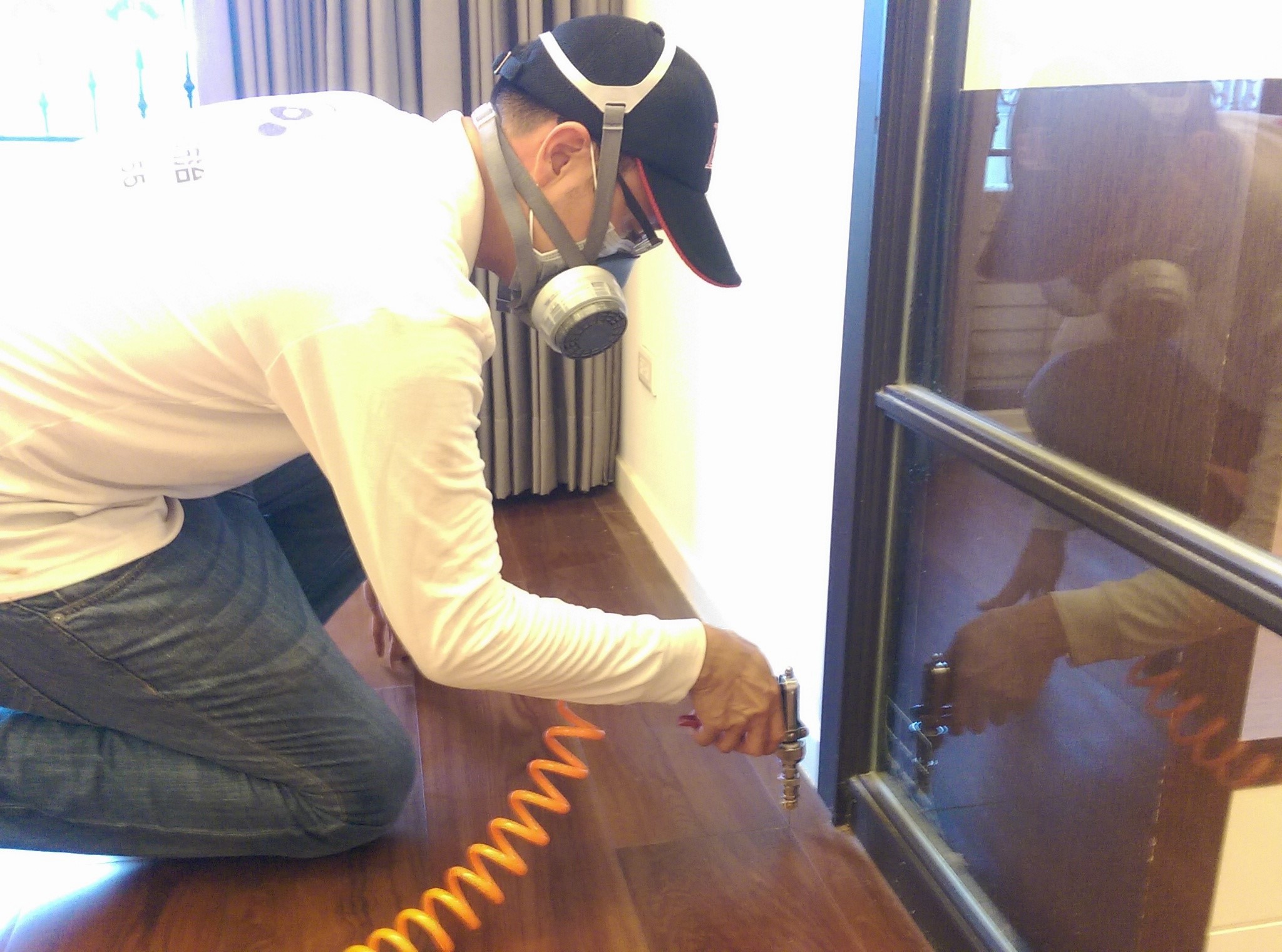 購買中古屋時選擇提供充分保障的房仲業者相當重要，而信義房屋為業界獨有蟲蛀保障服務。（信義房屋提供）