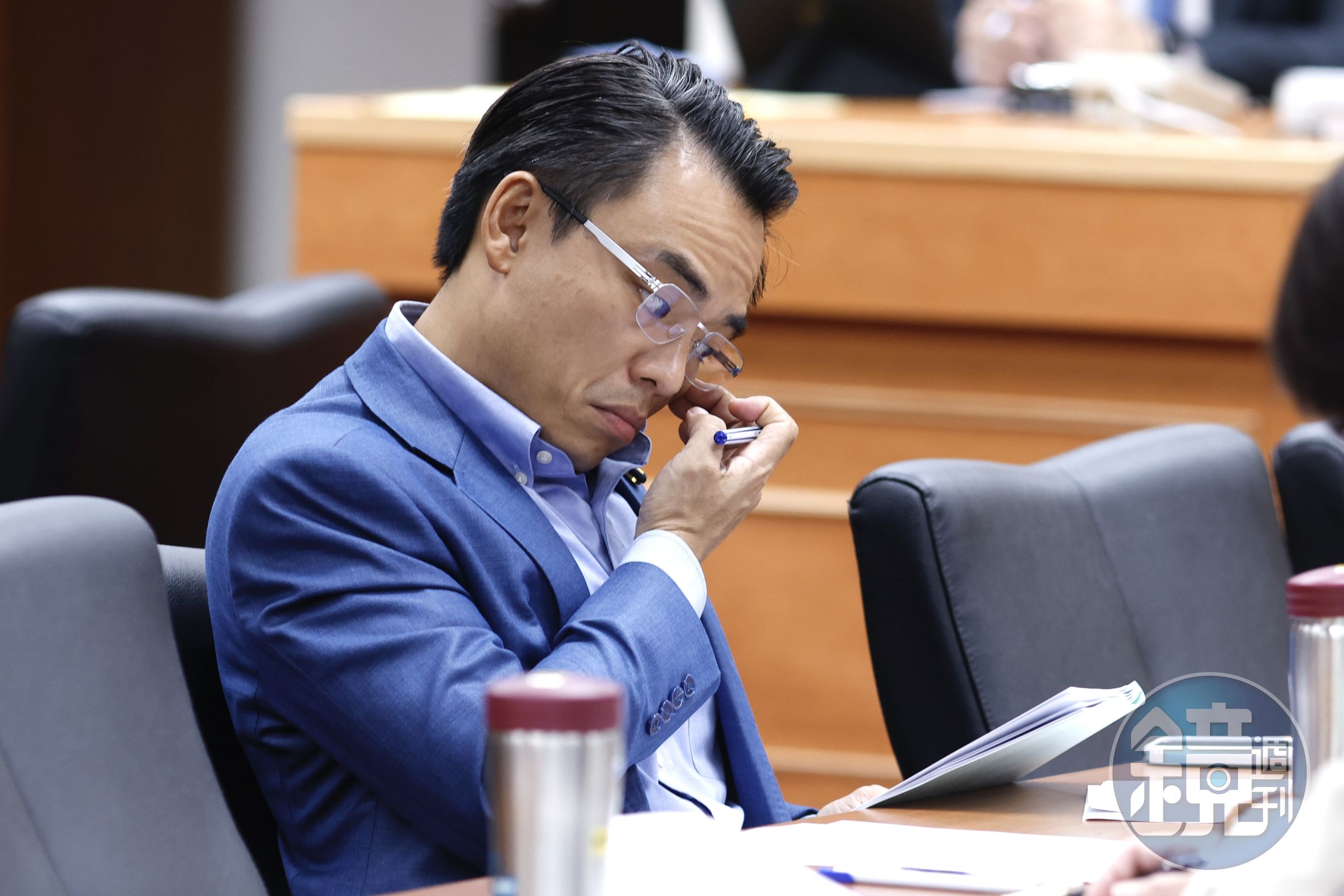洪孟楷對李宇翔提告違反《選罷法》,檢方予以不起訴處分。