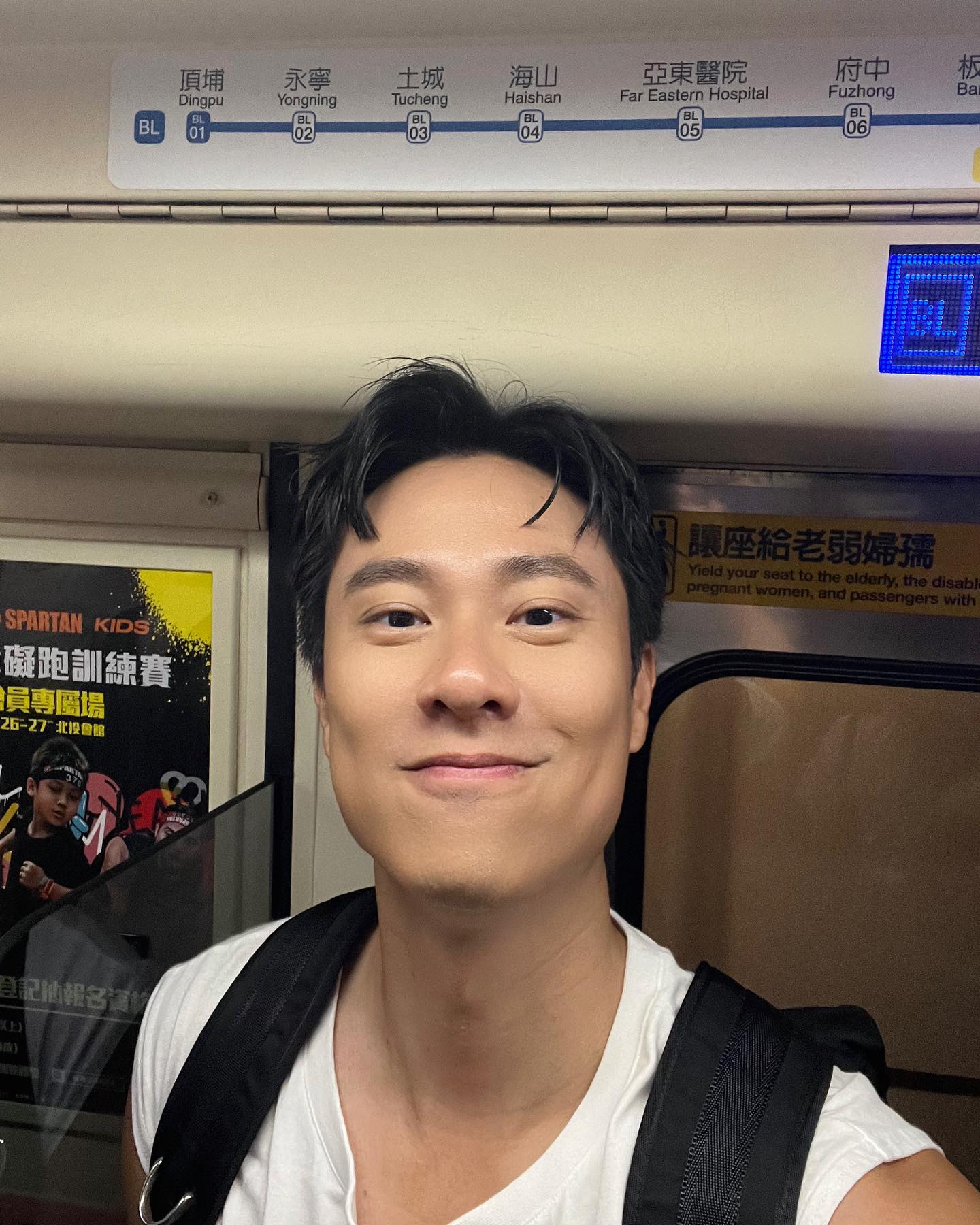 劉書宏出身三代麵店世家,曾將家傳手藝開設麵館,如今轉型經營宅配。(翻攝劉書宏IG)
