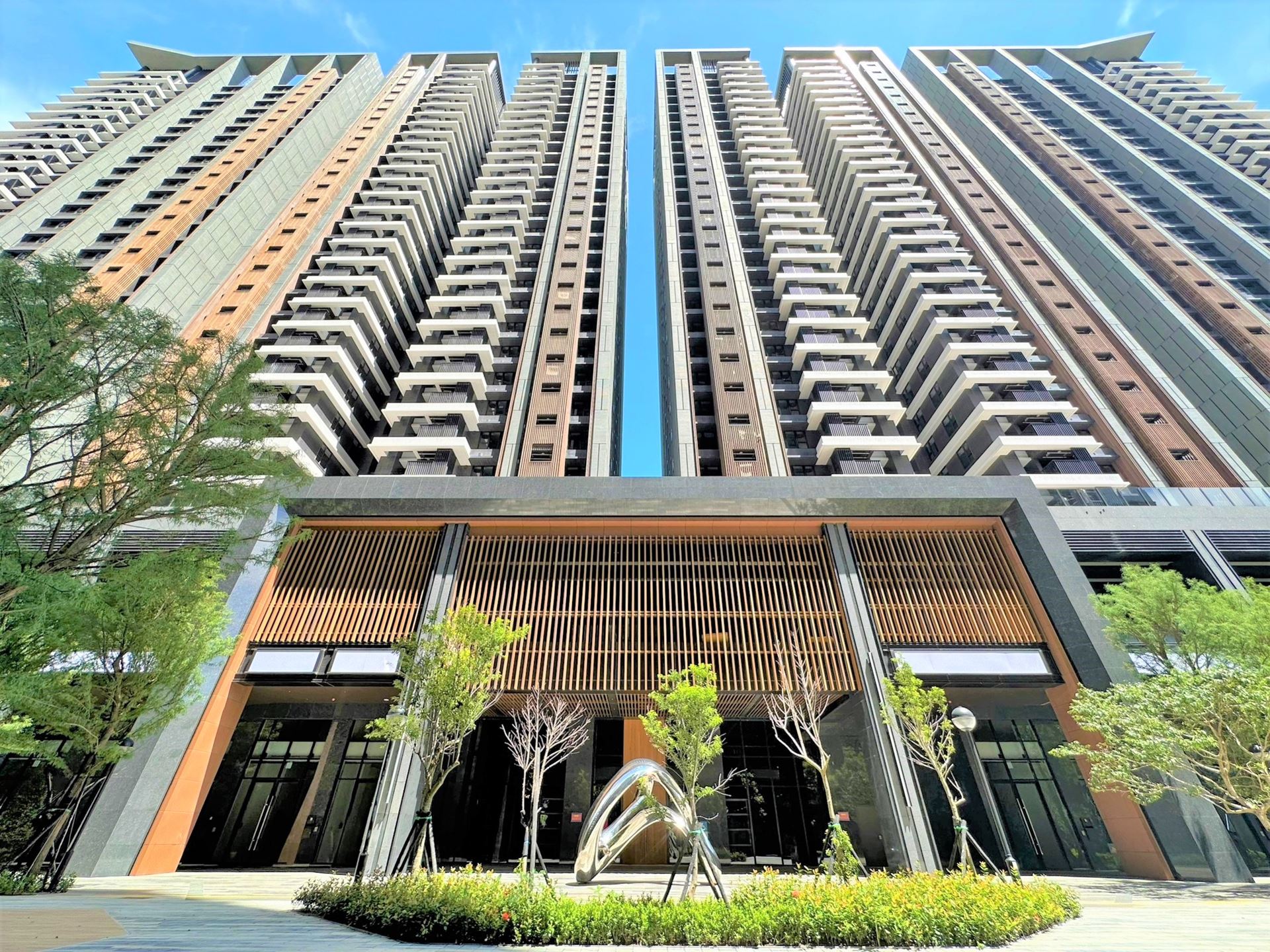 永慶指出，由於民眾購屋能力有限，多選擇總價較容易負擔的小宅，使得近5年間七都小宅房價漲幅幾乎全面高於大宅。（房市示意圖）