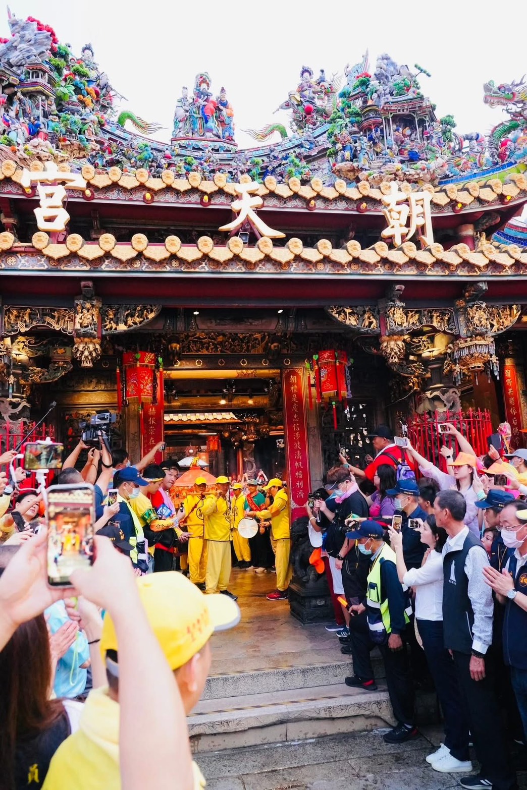 白沙屯媽祖北港進香活動今(12)日晚間正式起駕。(翻攝白沙屯拱天宮臉書官網)