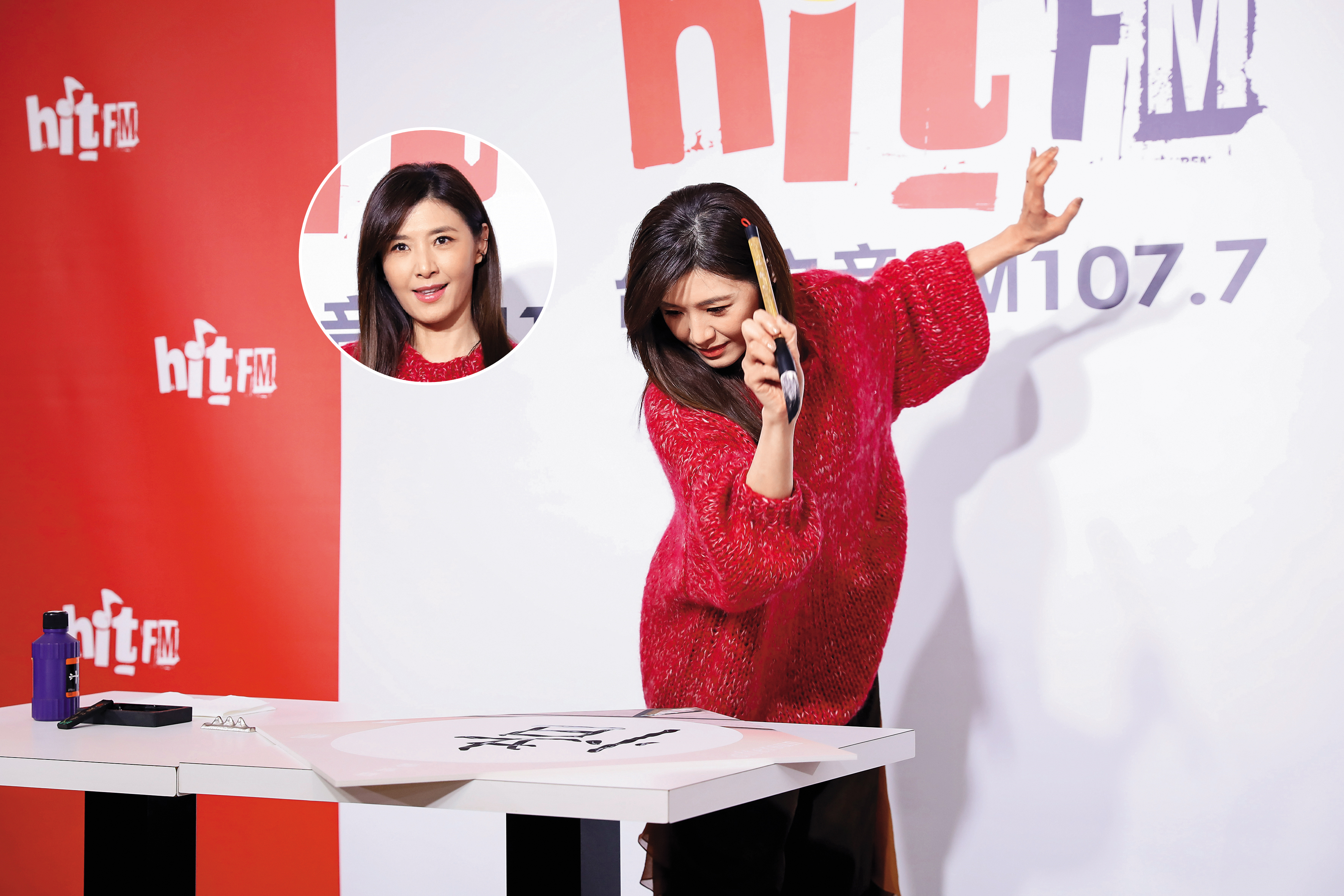 知識不是力量，姿勢才是力量。蘇慧倫這大筆一揮，確定不是在練功？