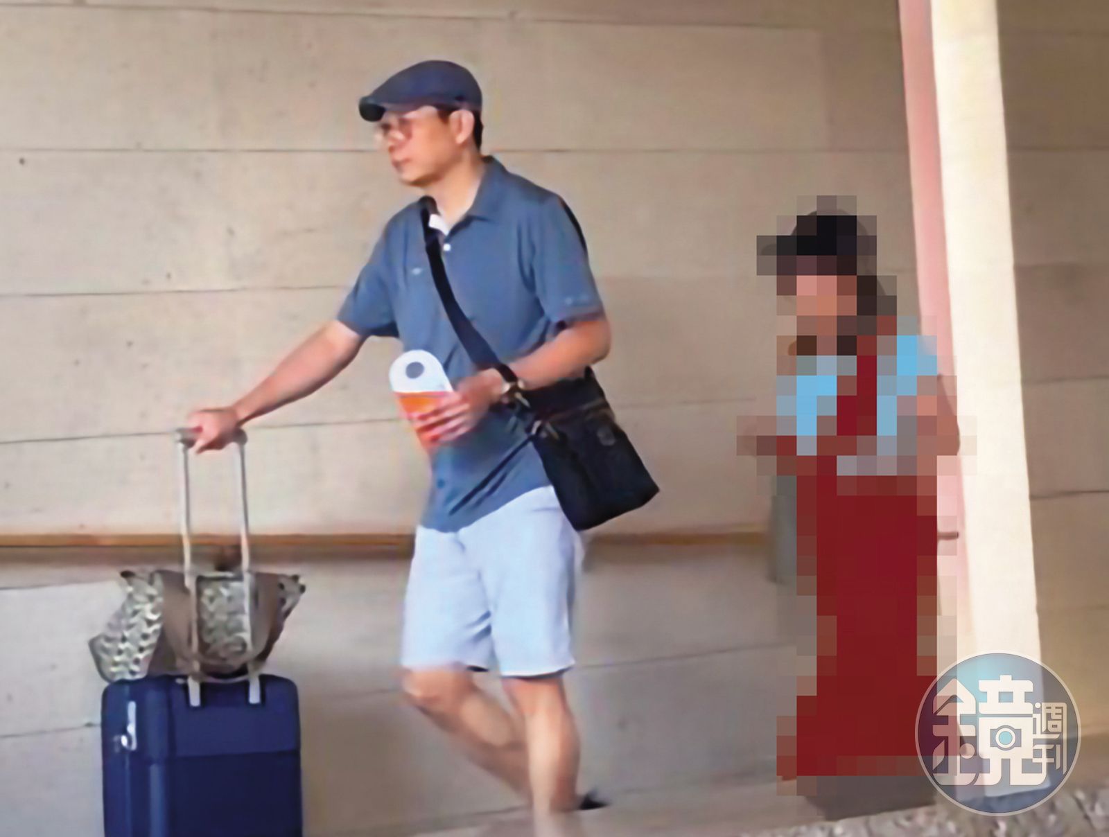 許育健頻繁偷吃,與不同女子入住溫泉旅館。(讀者提供)