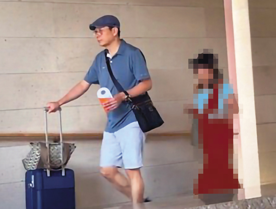 許育健頻繁偷吃，與不同女子入住溫泉旅館。（讀者提供）