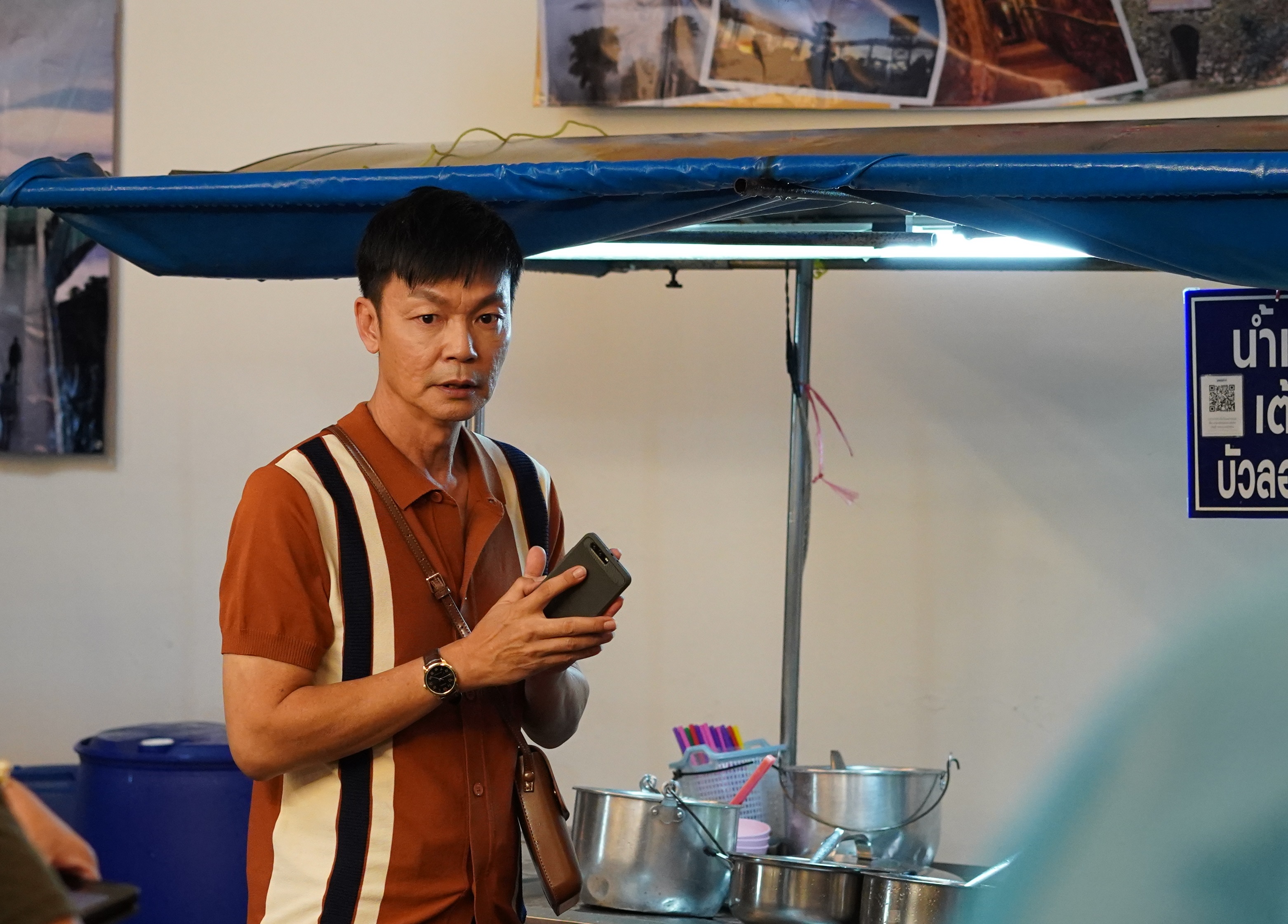 新加坡喜劇天王李國煌率原版人馬推出《男兒王2》，這次出征泰國參加變裝比賽。（華映提供）