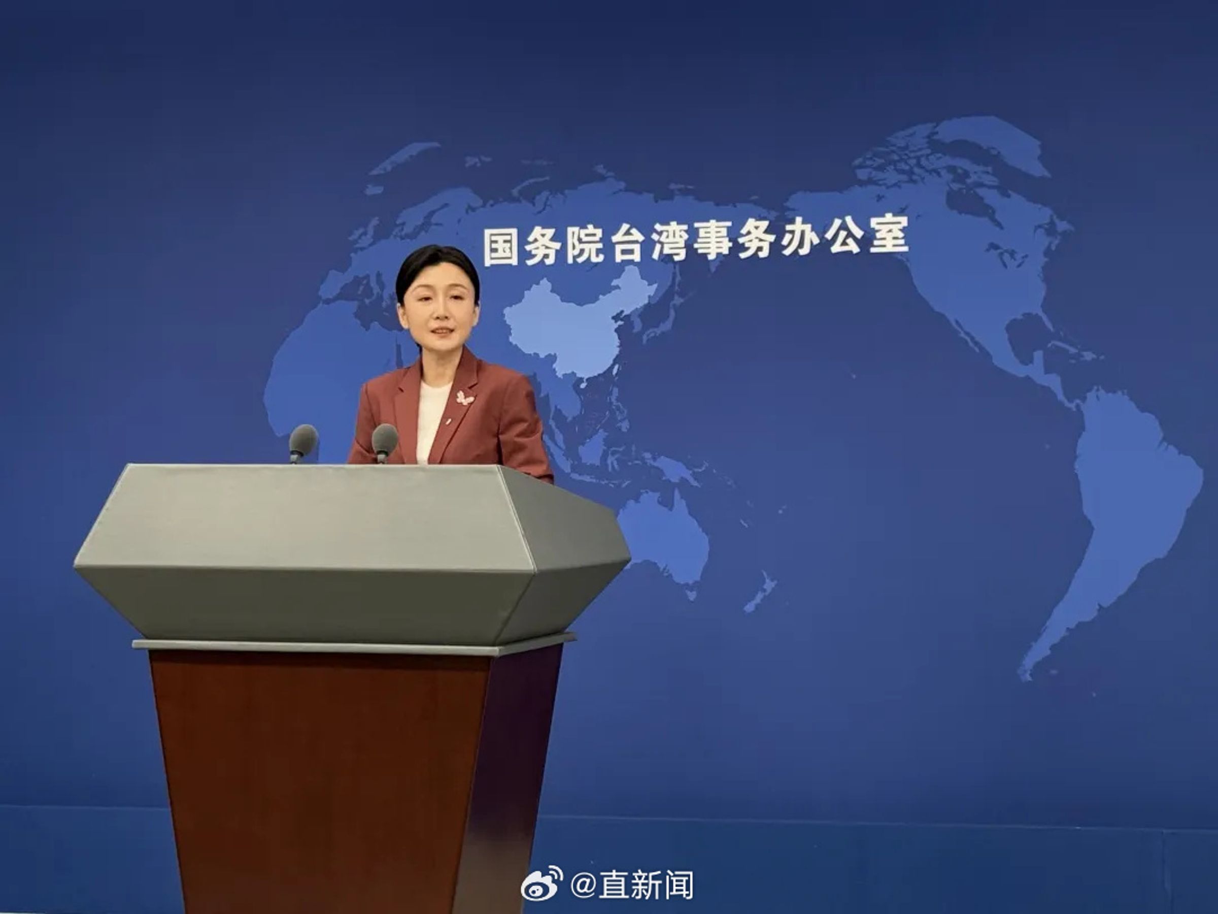 中國國台辦發言人張晗三度重申台灣「沒有什麼總統」，還嗆一中原則是大勢所趨、大意所在。（翻攝自微博@直新聞）