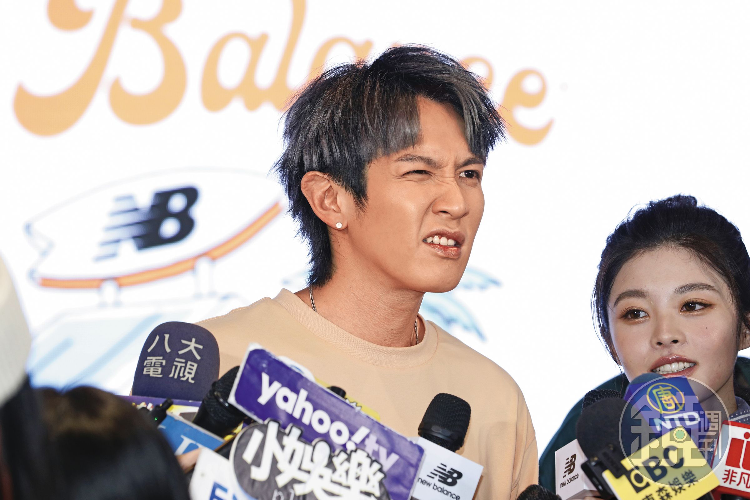 鮮肉後浪來襲，柯震東「變髮圖強」，挑染降齡有感。