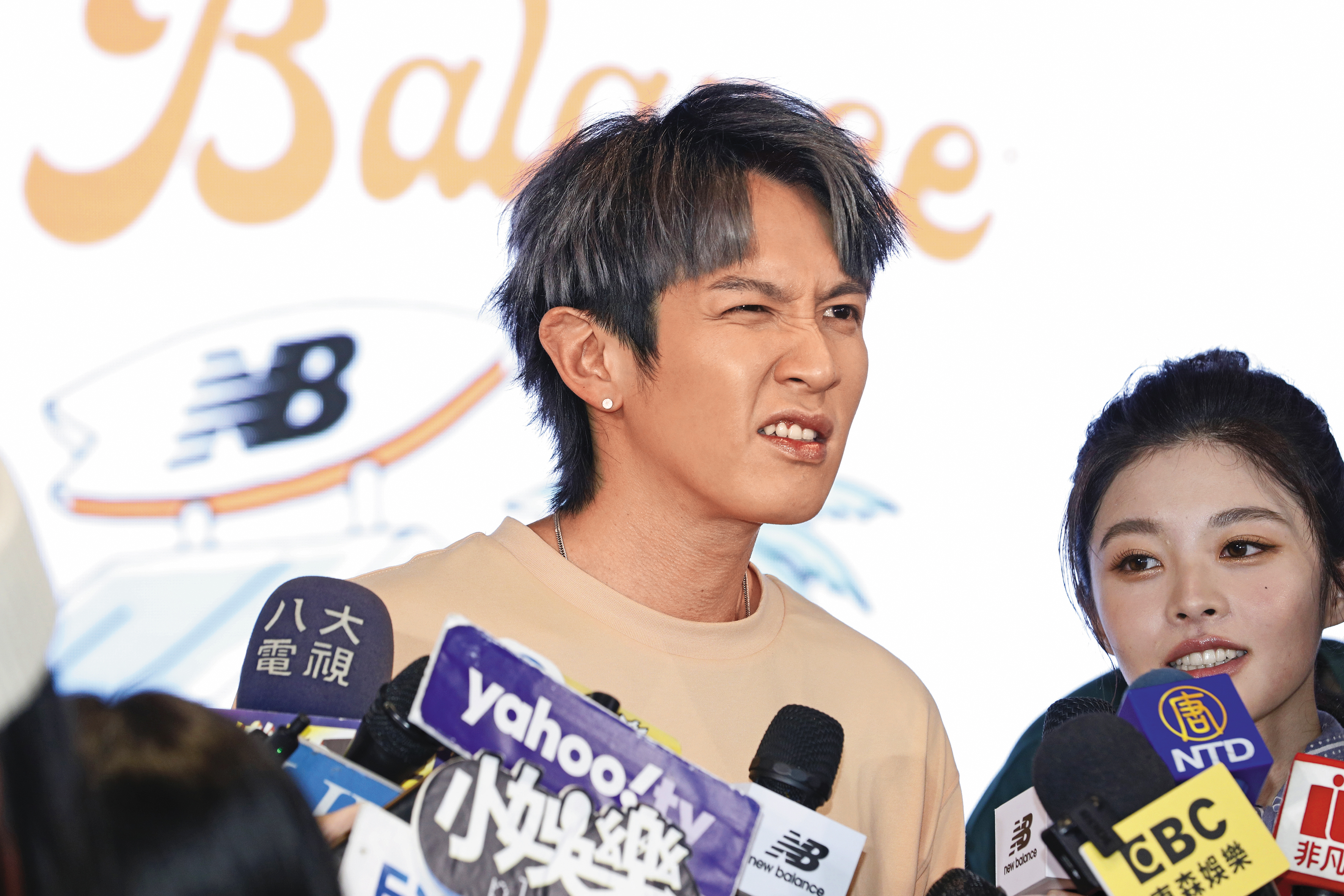 鮮肉後浪來襲，柯震東「變髮圖強」，挑染降齡有感。