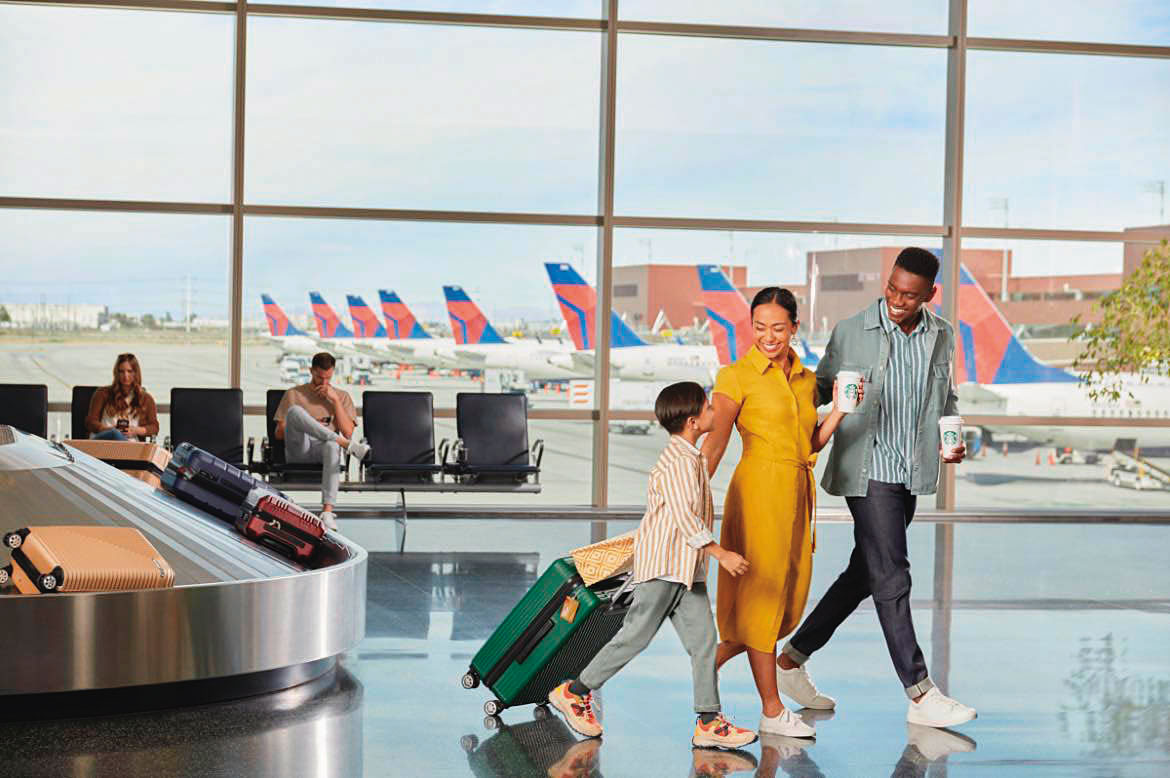 疫情後，航空業高飛，各家業者無不積極爭奪北美轉機客。（達盛旅行社提供）