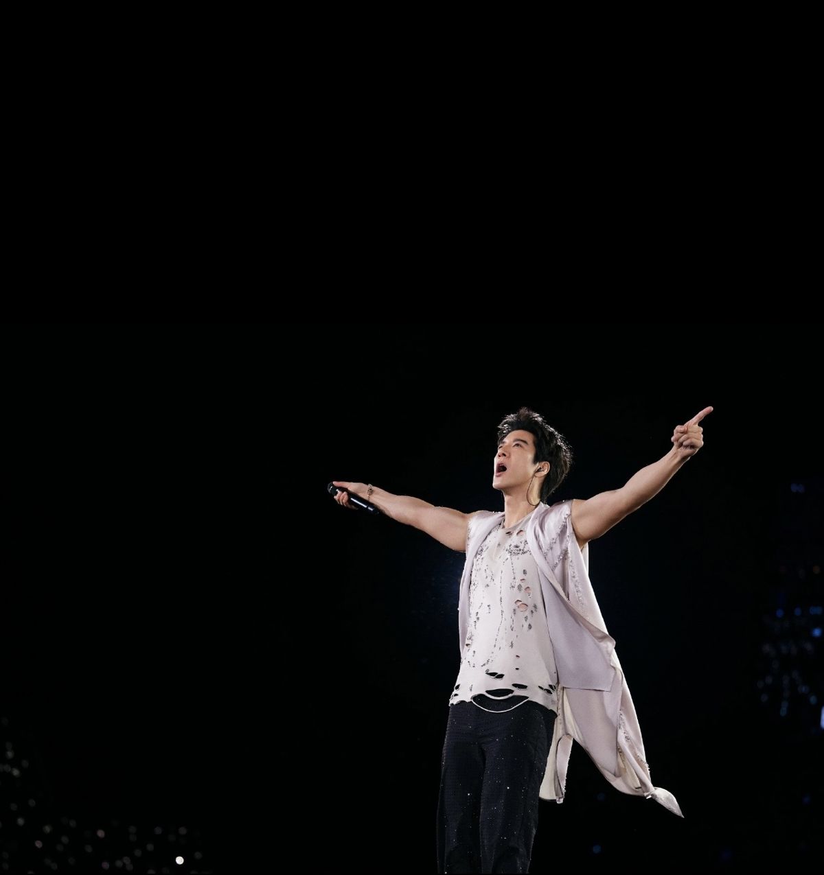 王力宏21年前單曲〈在梅邊〉再翻紅。（圖／翻攝自王力宏微博）
