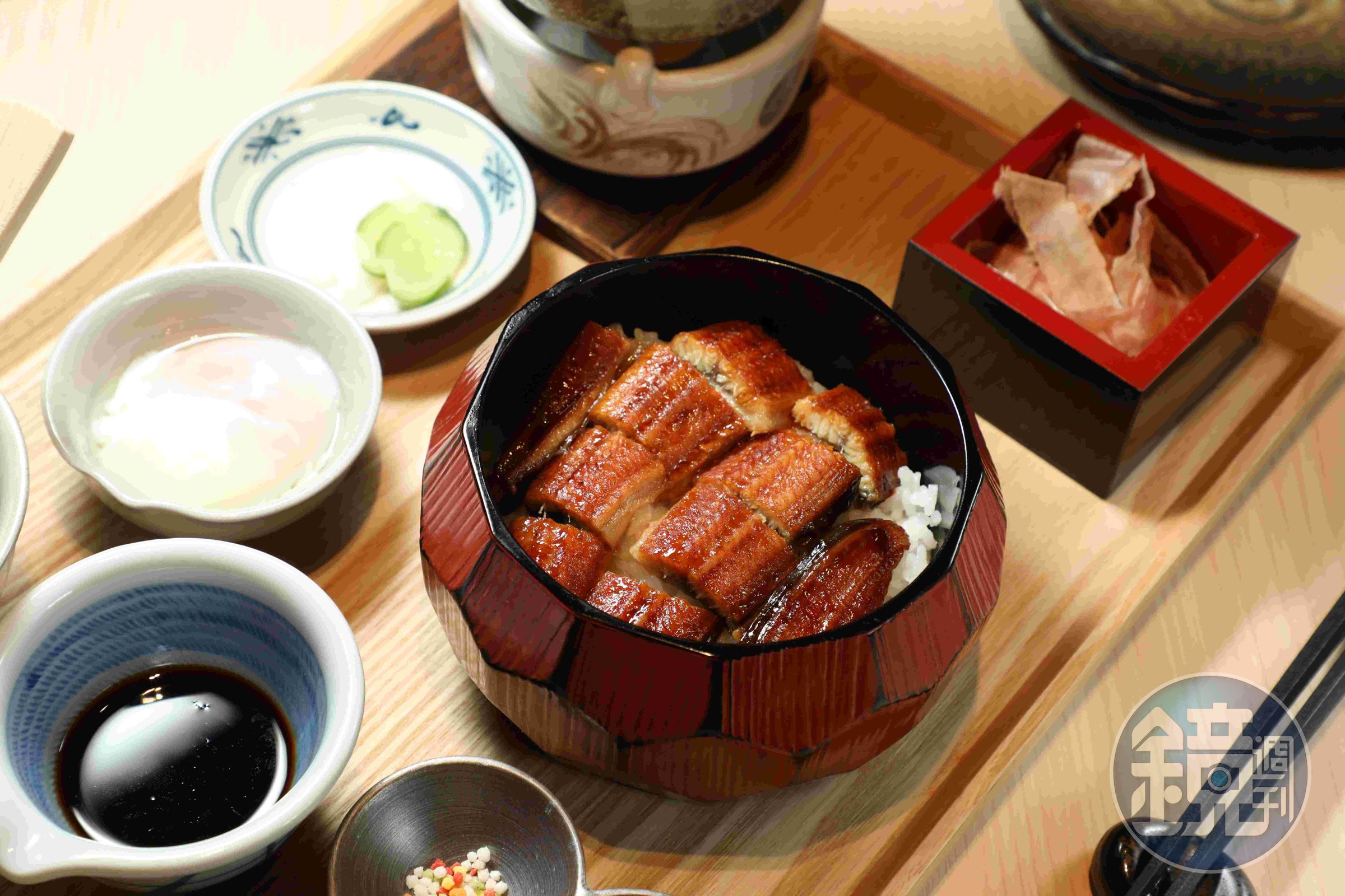 「鰻魚茶漬飯御膳」的鰻魚烤得皮酥肉嫩,水準相當高,可同時享受烤鰻魚和茶泡飯的美味。(680元/份)