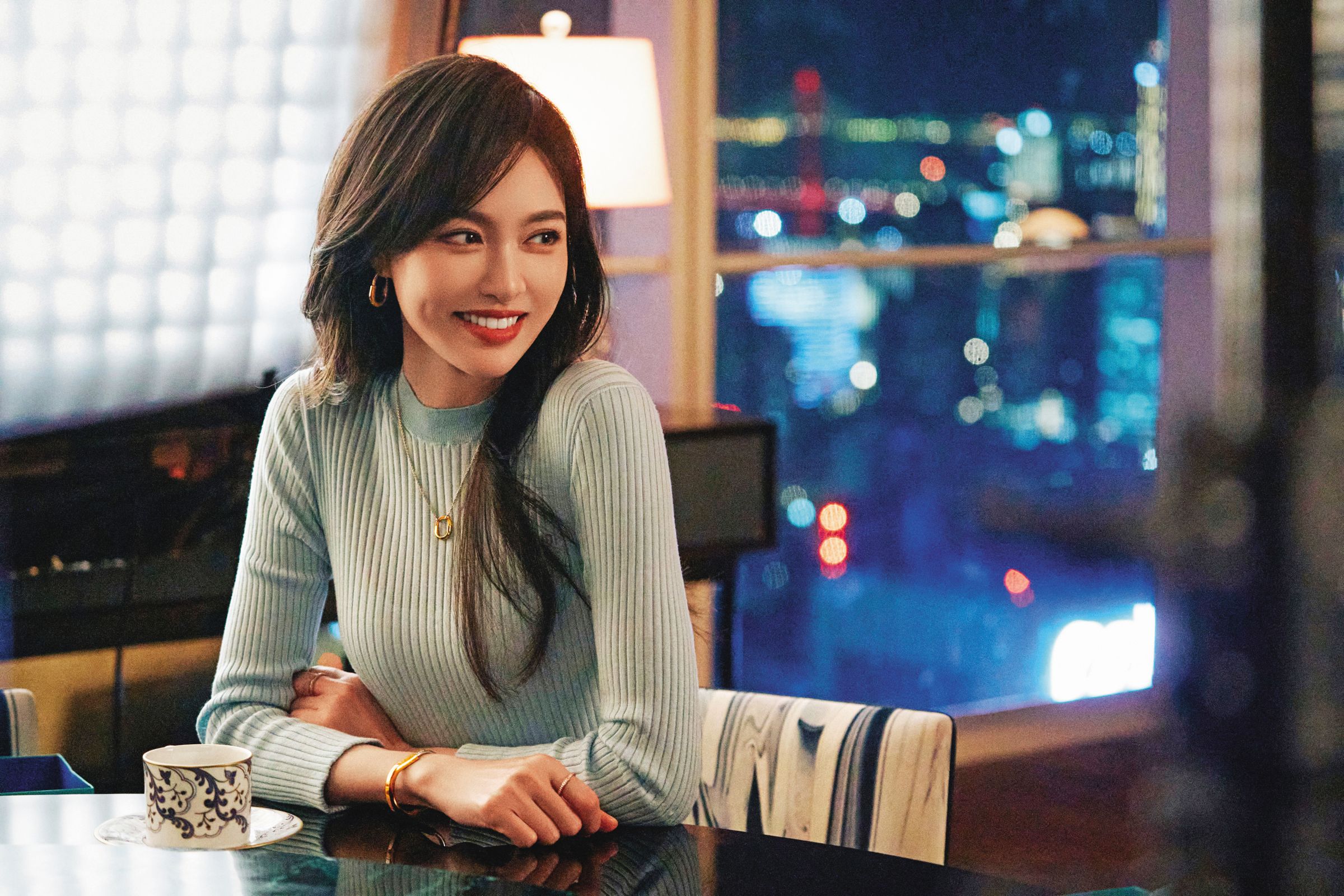 Tiffany & Co.大中華區品牌代言人唐嫣演出新春微電影《愛，無所不在》。（蒂芙尼提供）